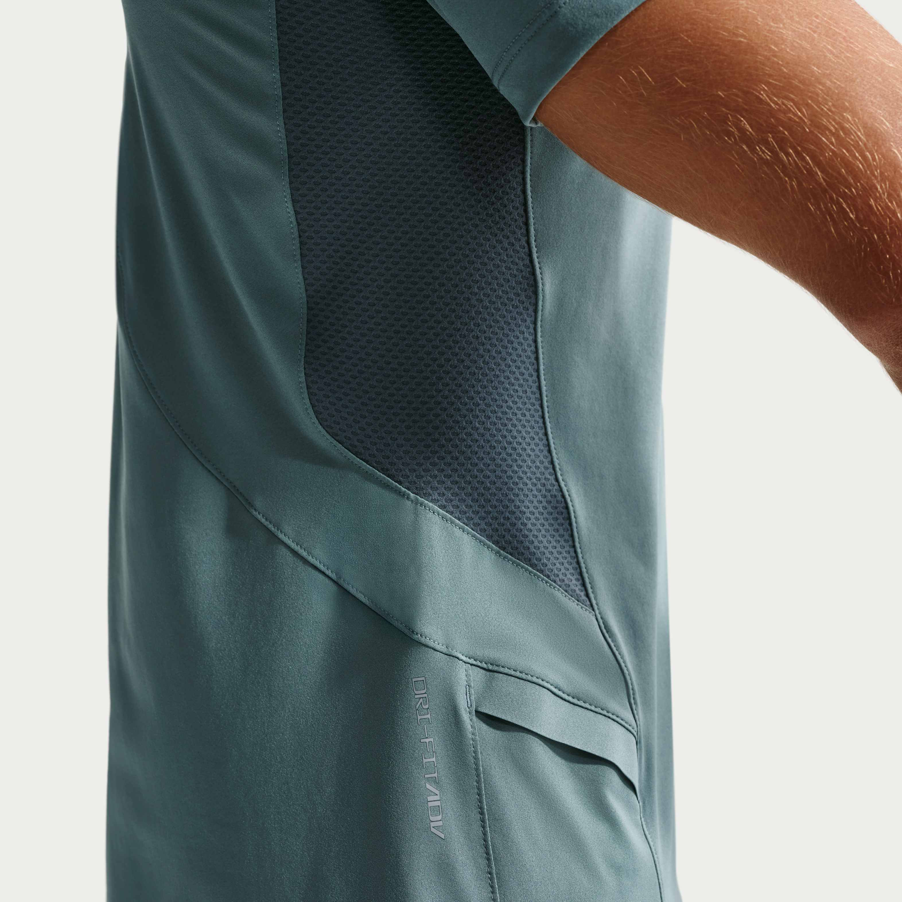 Nike Pro Training image number 5