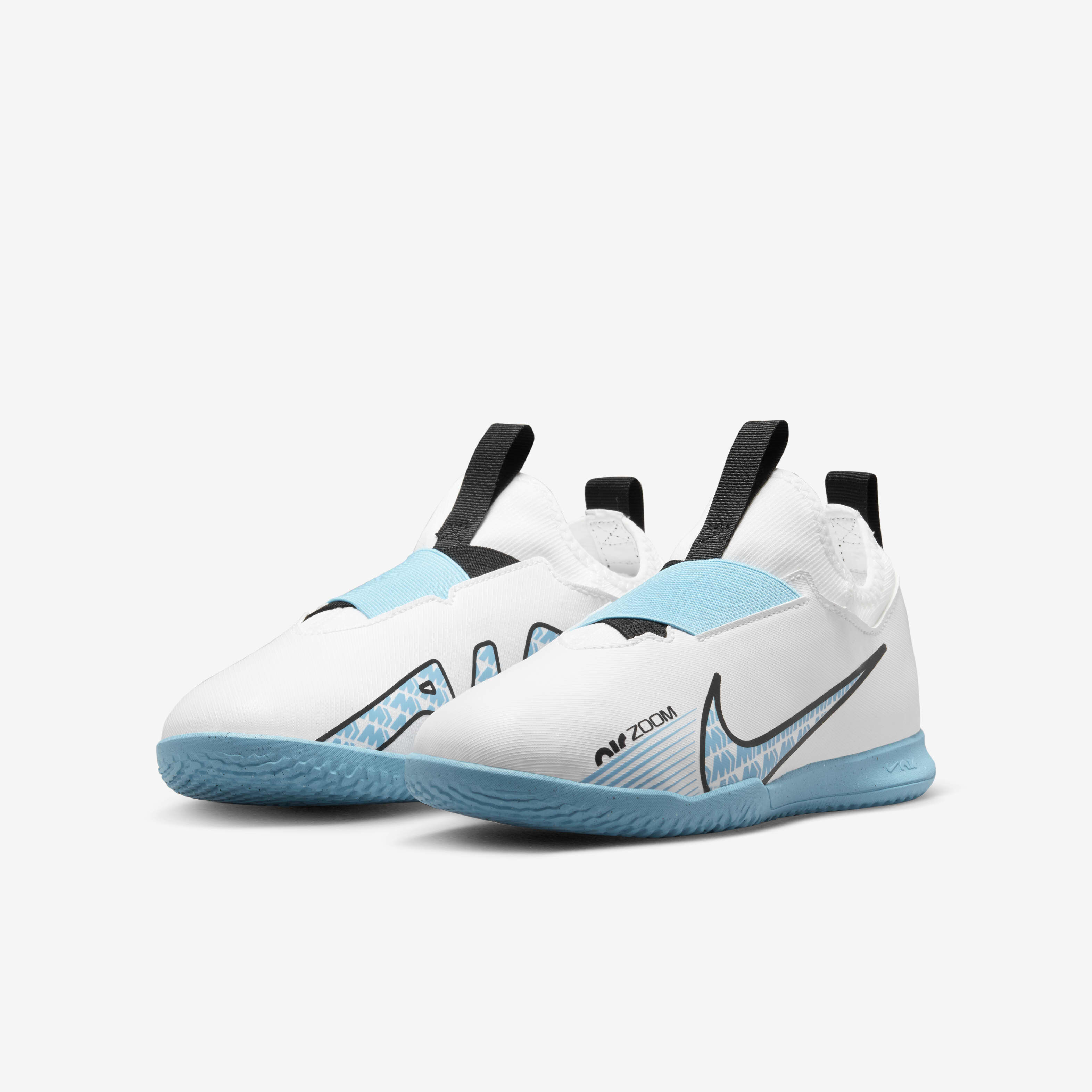 Nike Jr. Mercurial Vapor 15 Academy image number 4