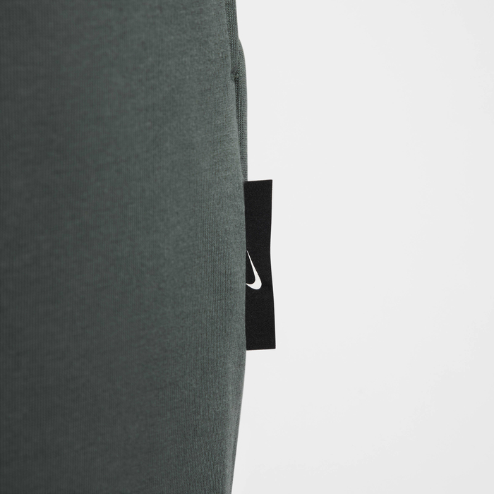 Nike Tech image number 4 Nike Tech image number 4