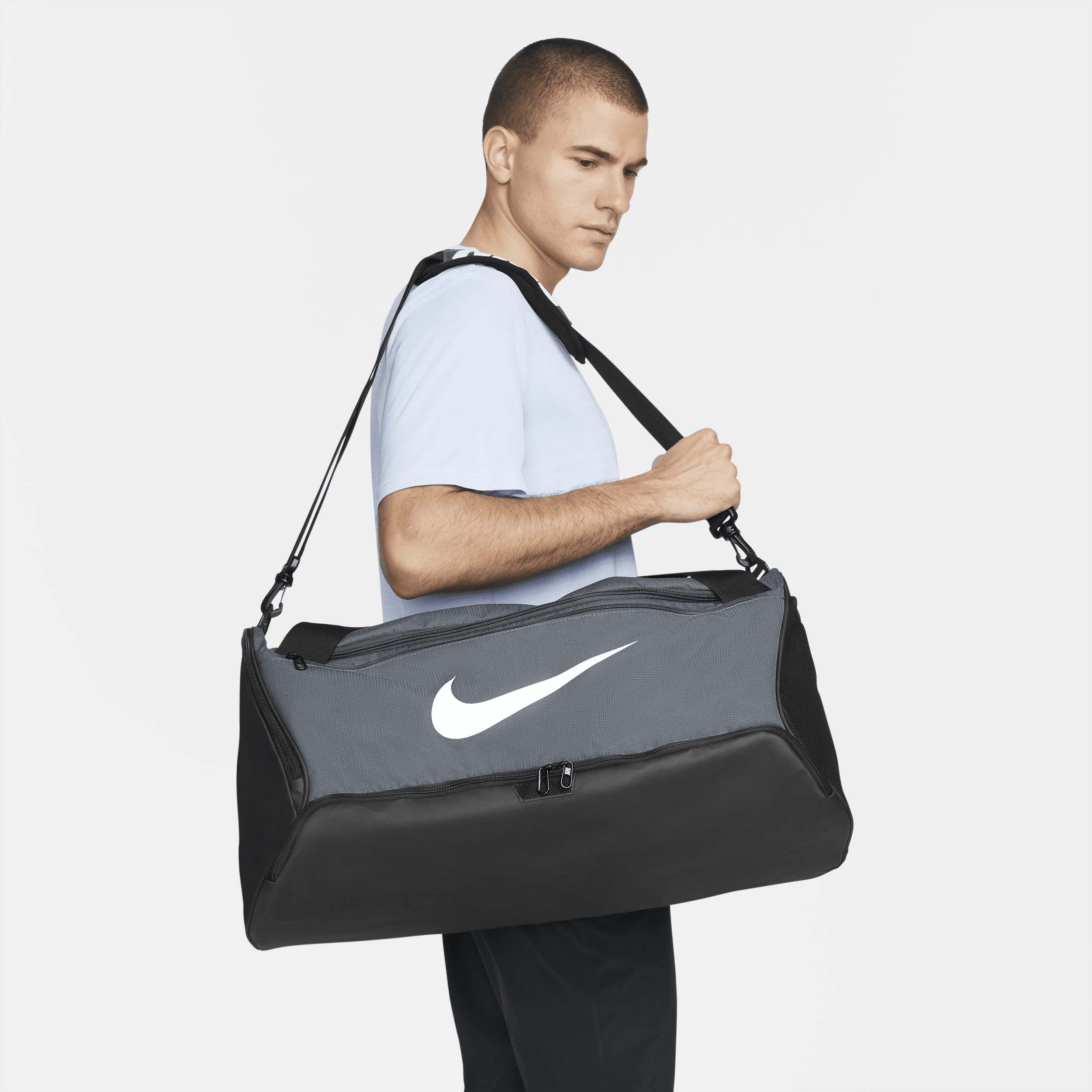 Nike Brasilia 9.5 Training Duffel Bag (Small, 41L). Nike VN