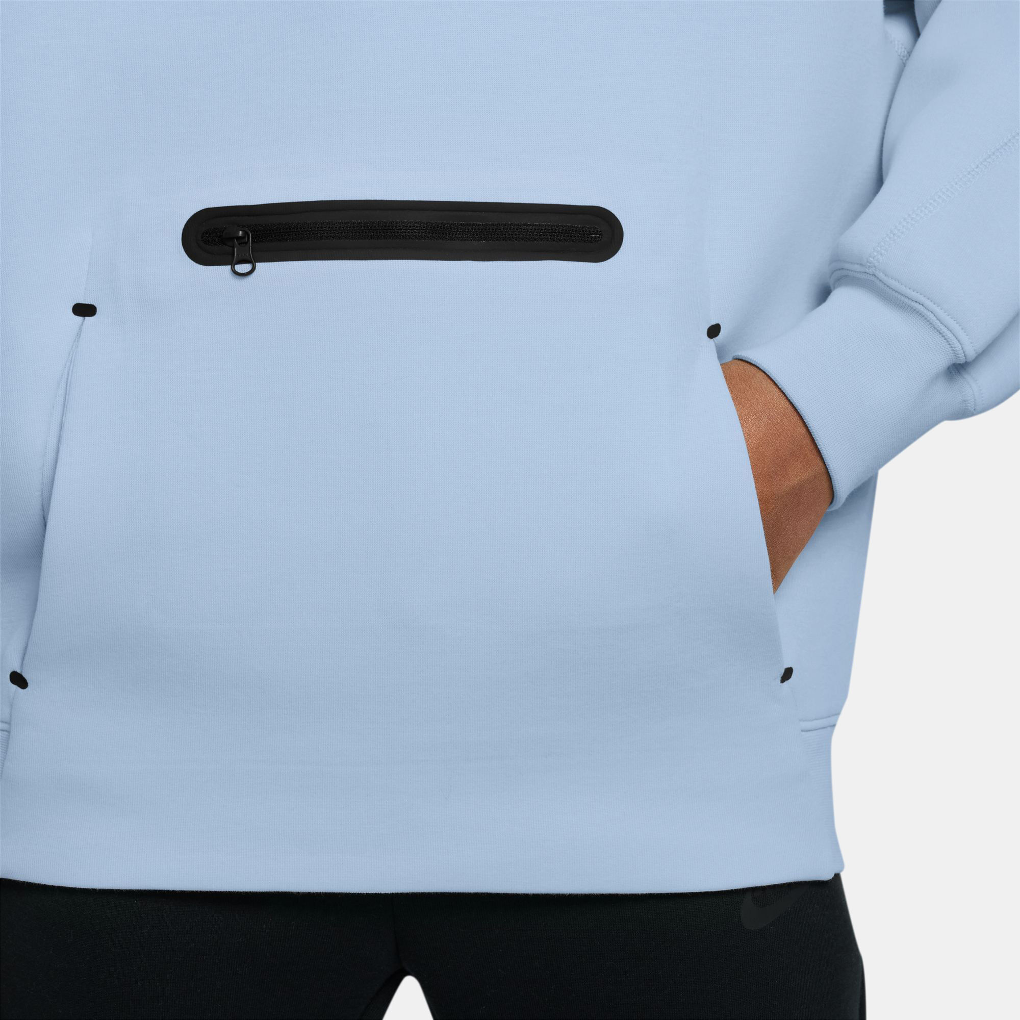 Nike Sportswear Tech Fleece image number 2