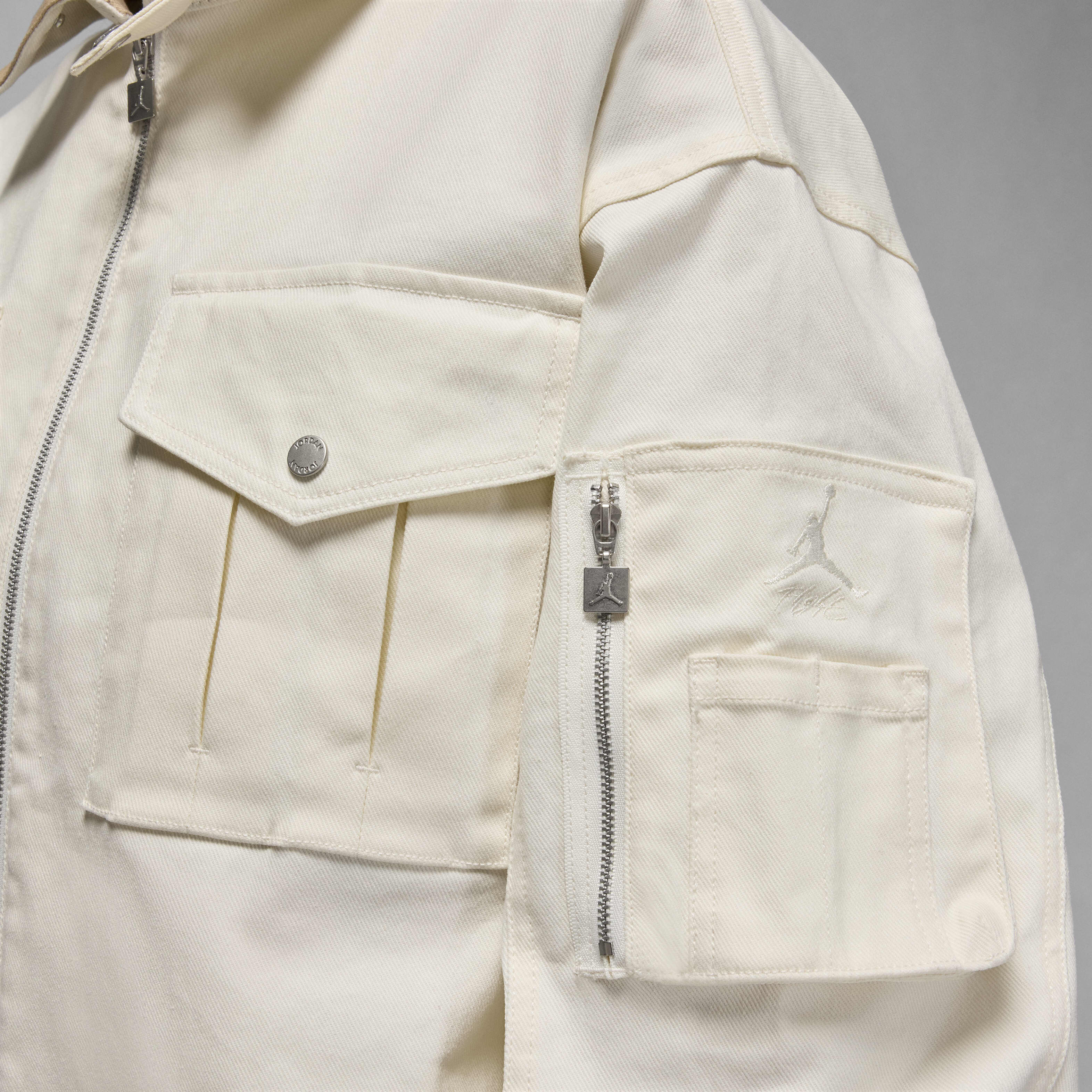 Jordan Renegade image number 4