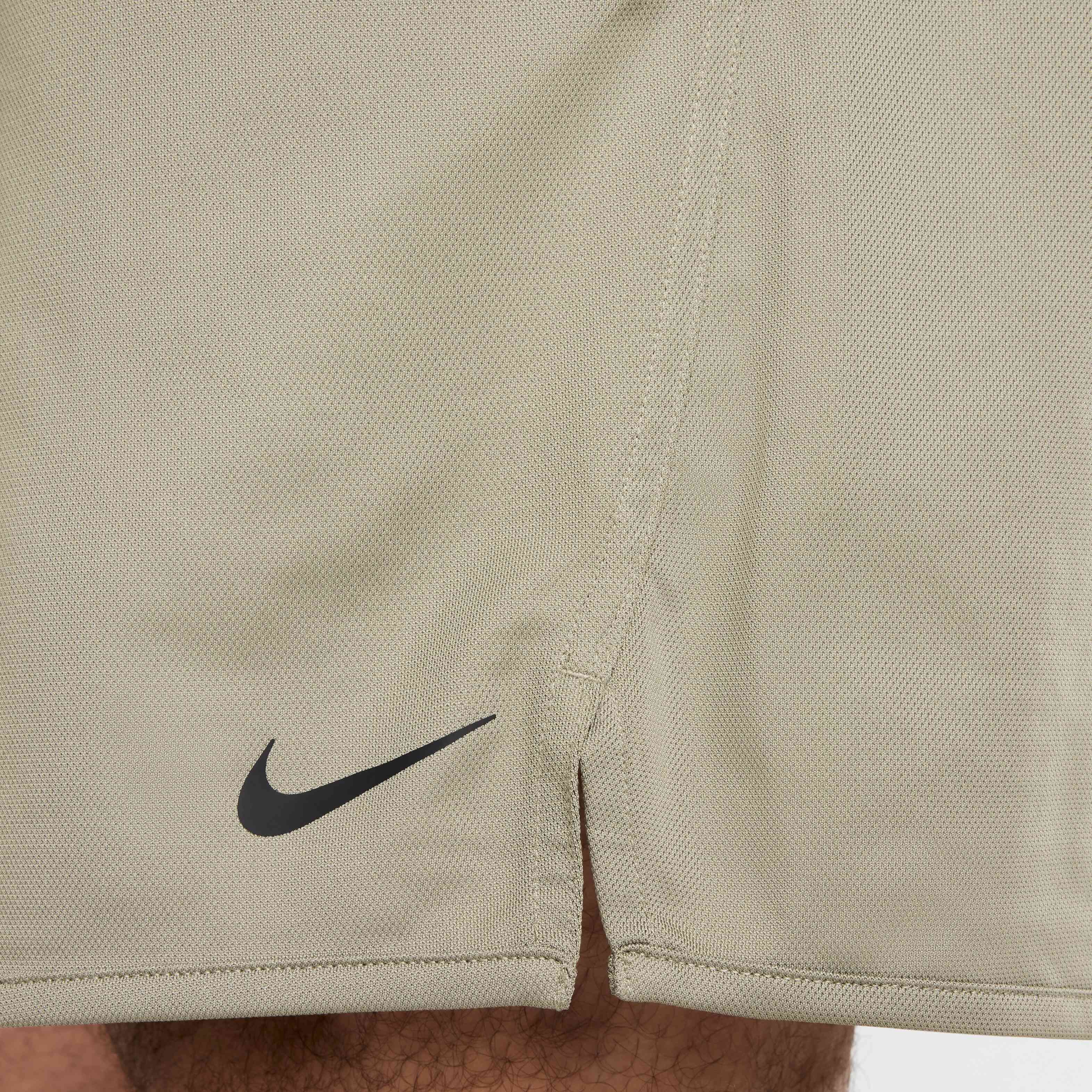 نايكي توتاليتي image number 12