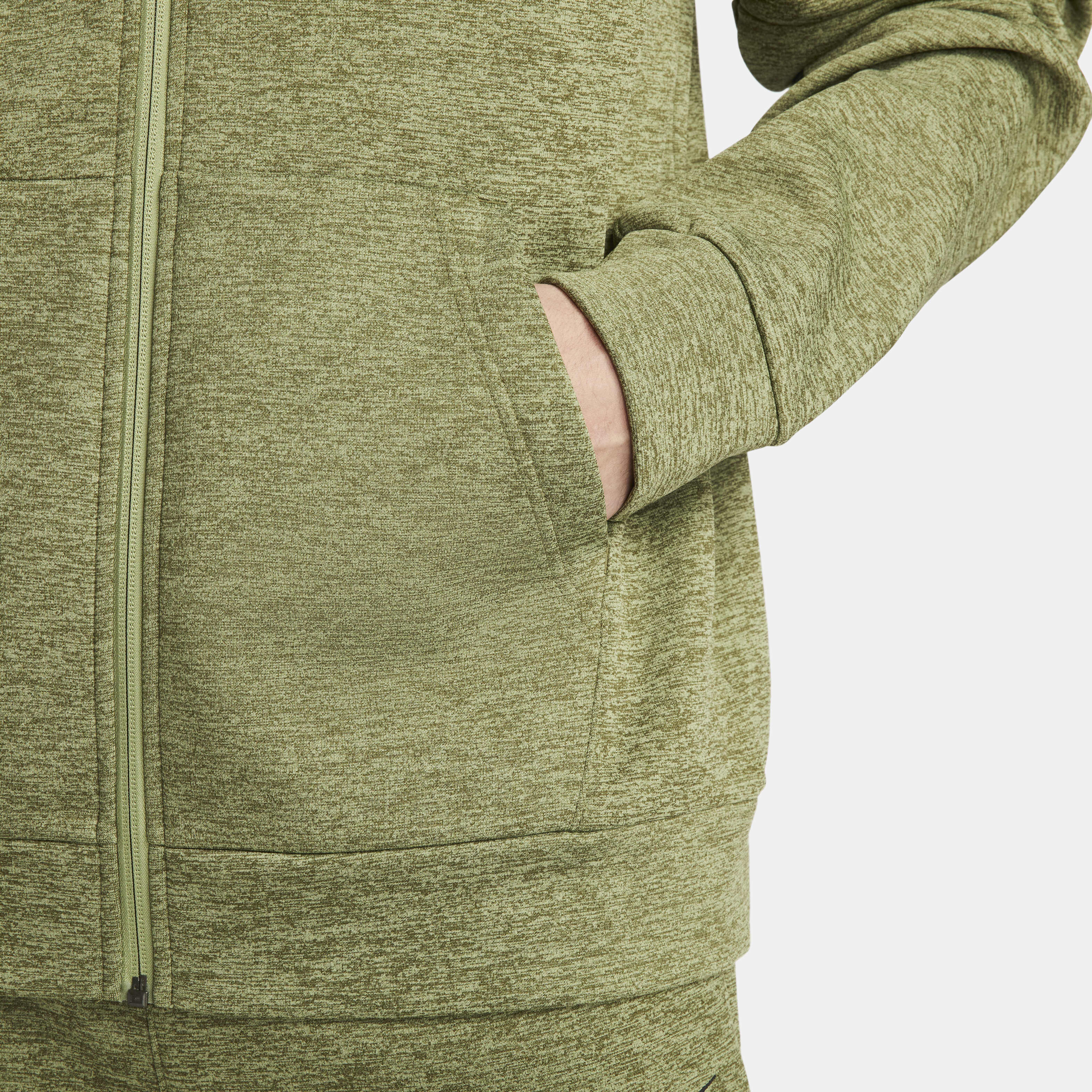 Nike Therma image number 4