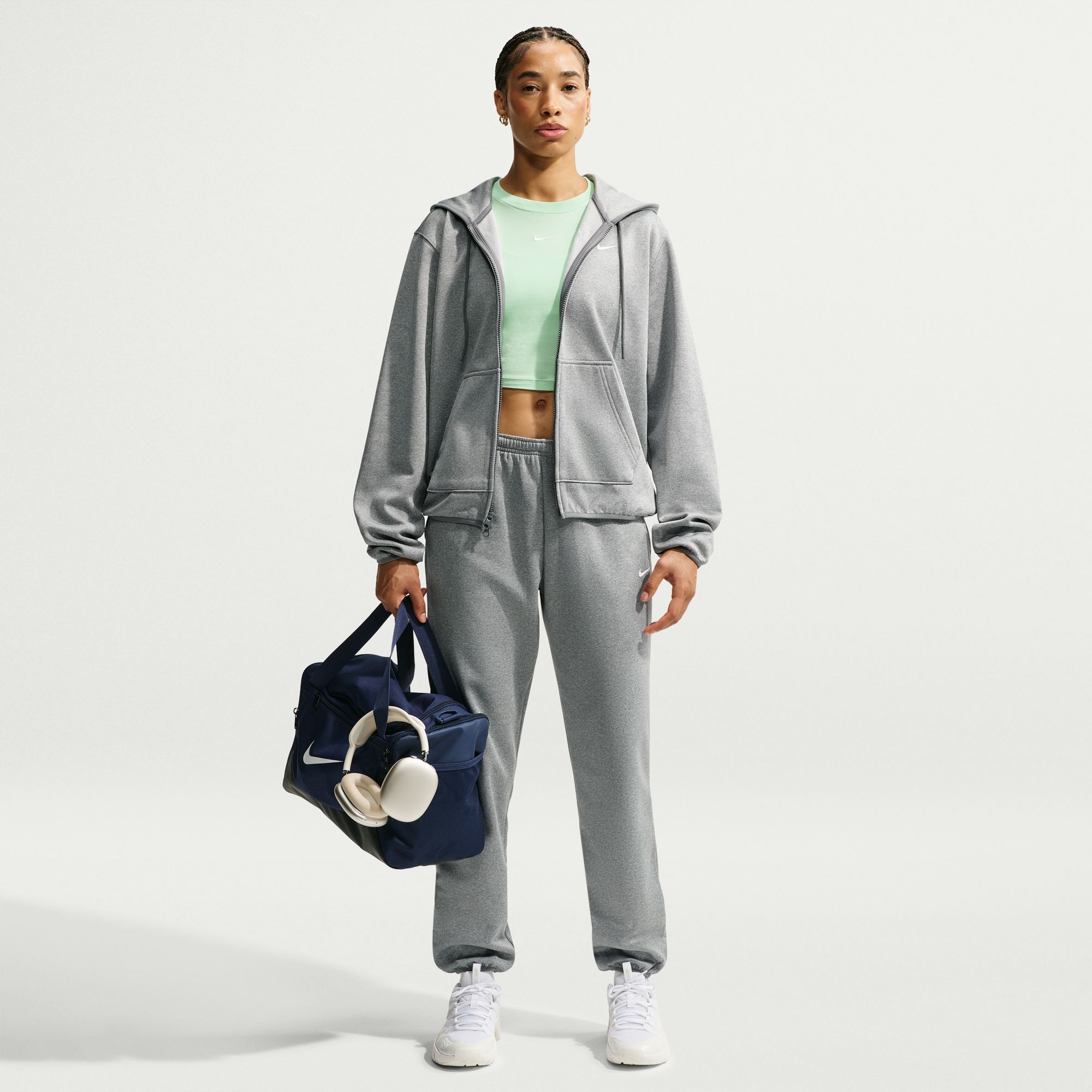 Nike Studio Fleece Sport image number 0