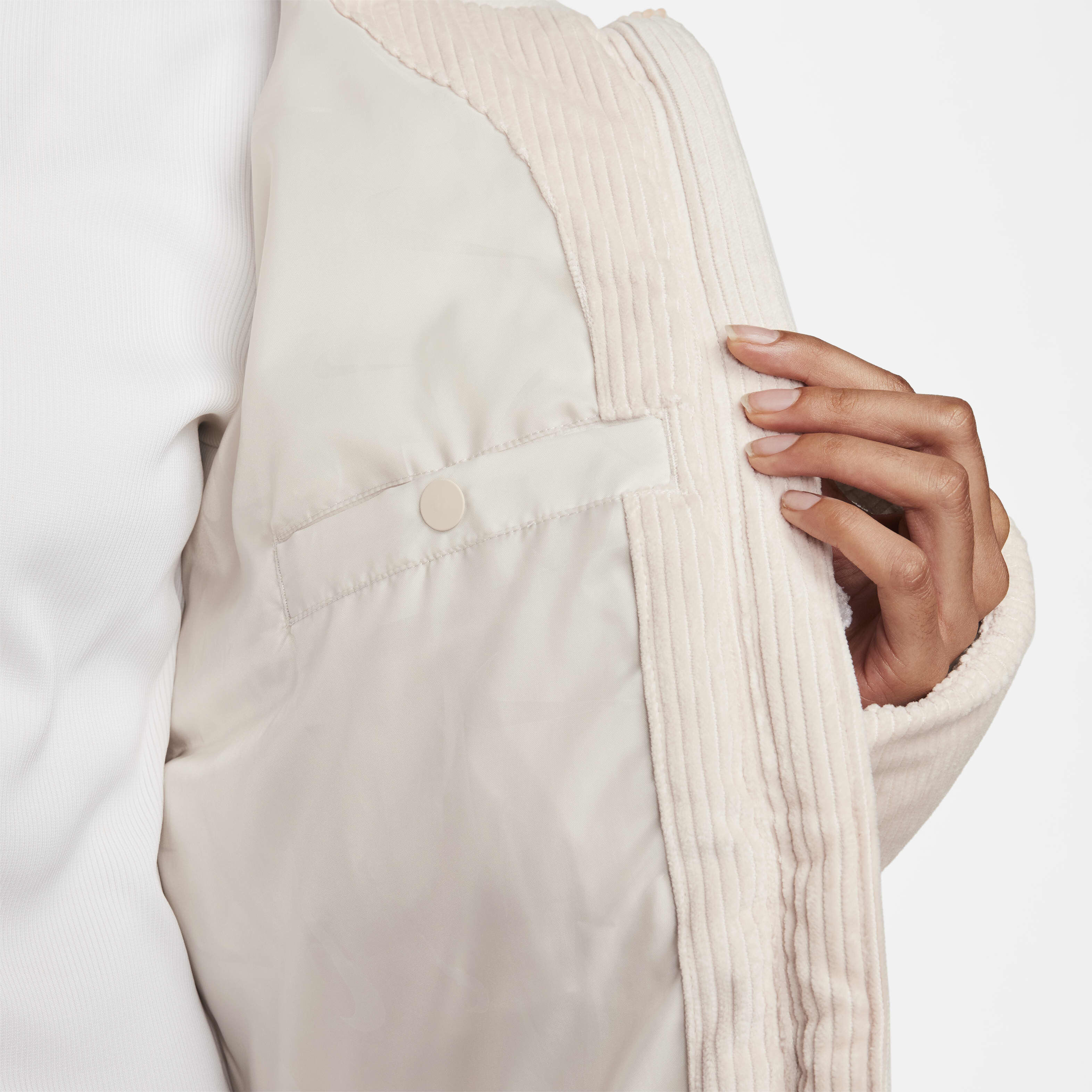 نايكي سبورتسوير ايسنشال image number 5