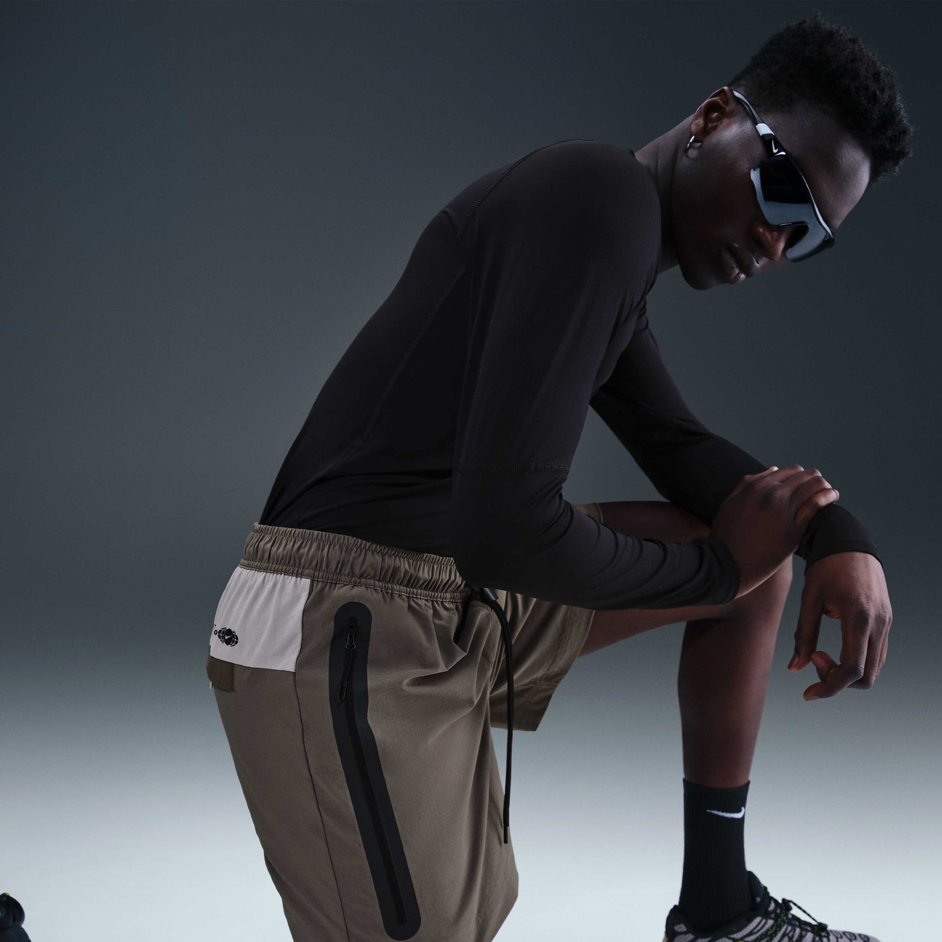 نايكي تك image number 4