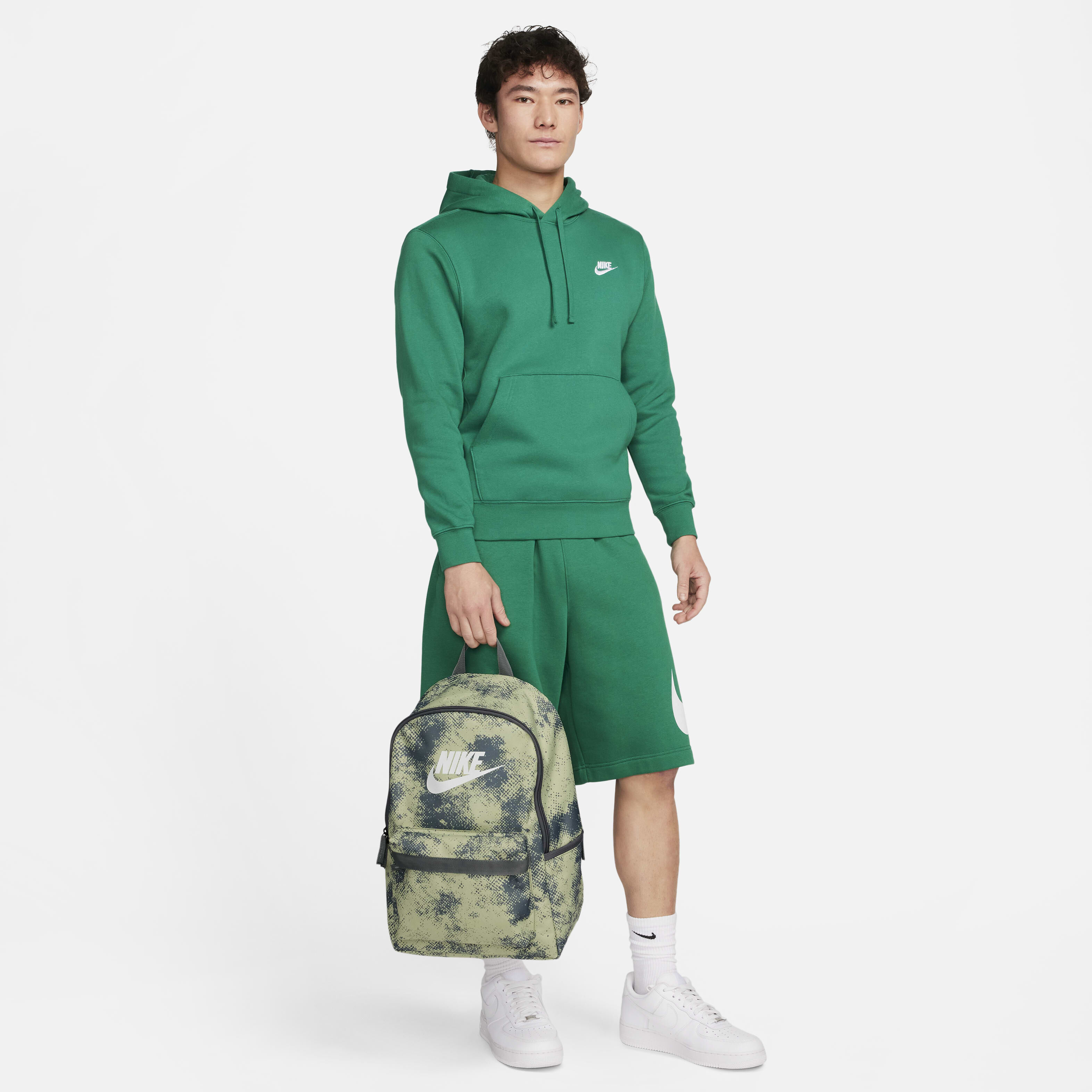 نايكي هيرتدج image number 9