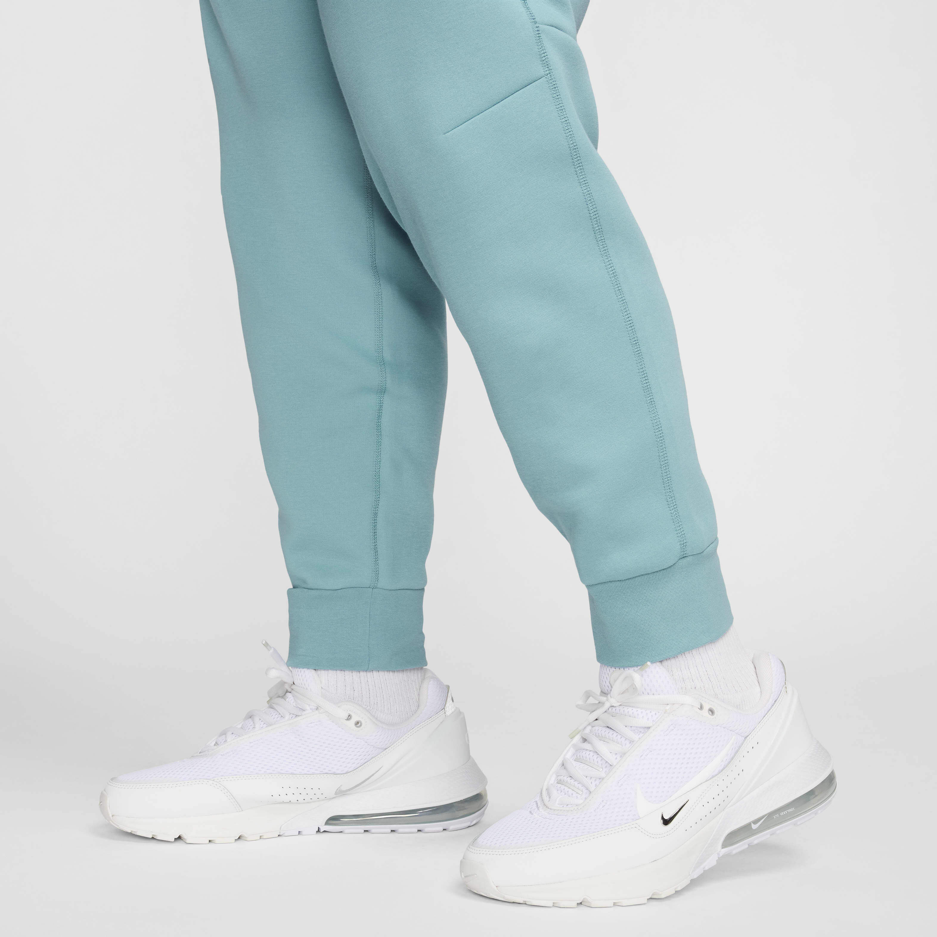 Jogging nike couleur pastel 2025