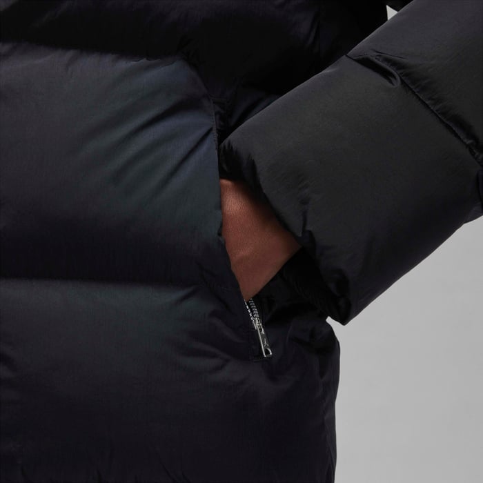 Jordan Essentials image number 4 Jordan Essentials image number 4