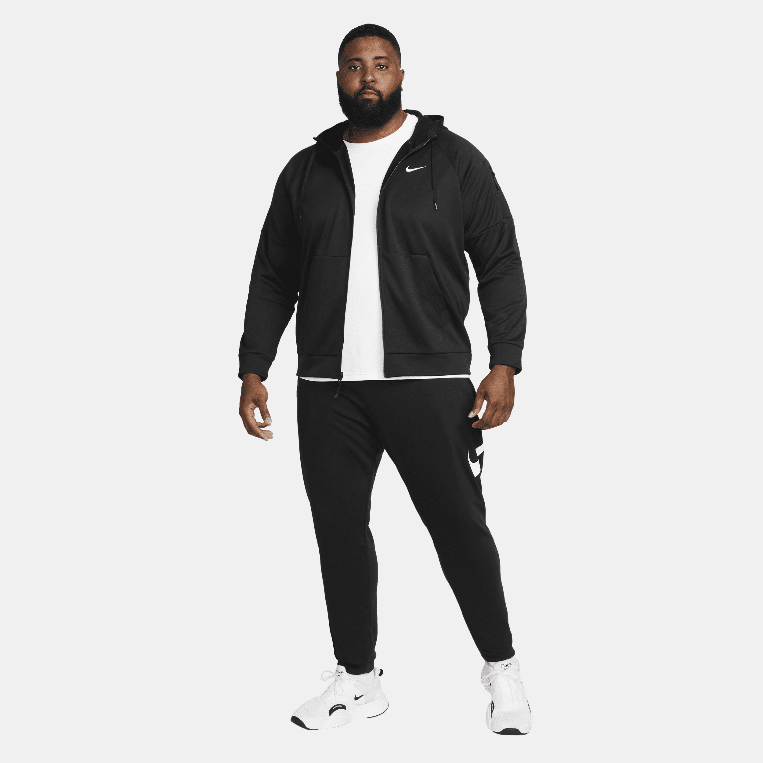 Nike Therma image number 9