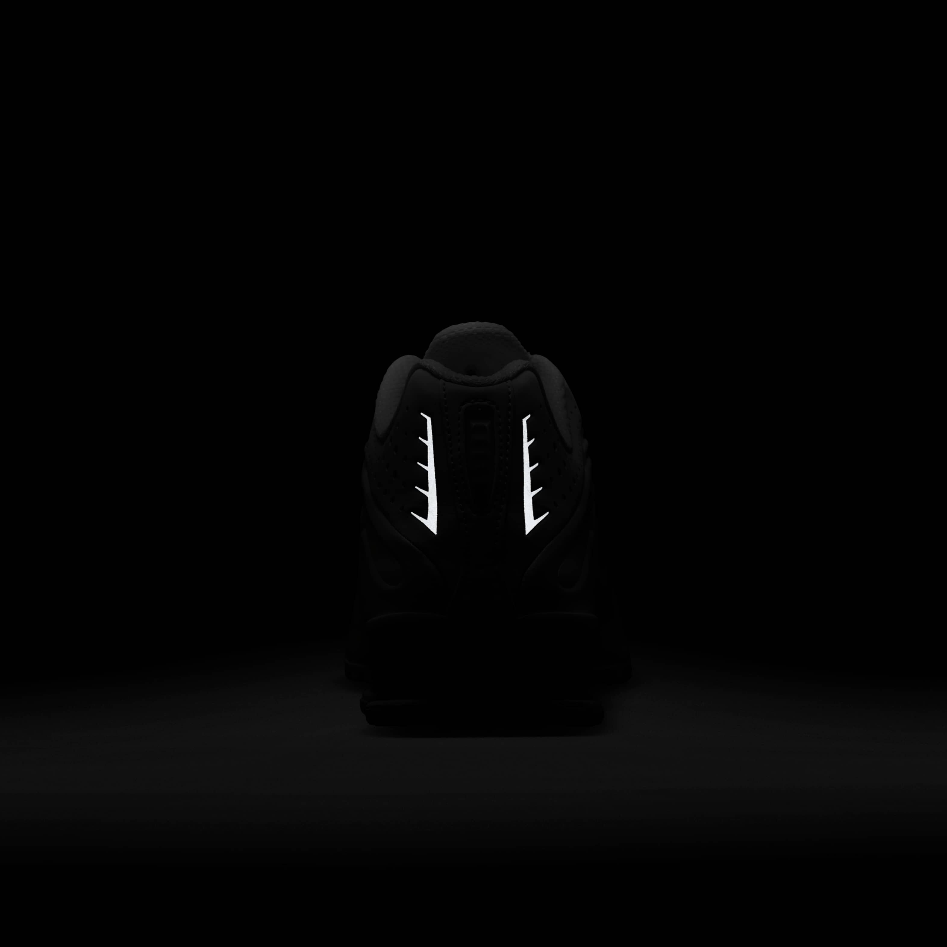 Nike Shox R4 image number 9