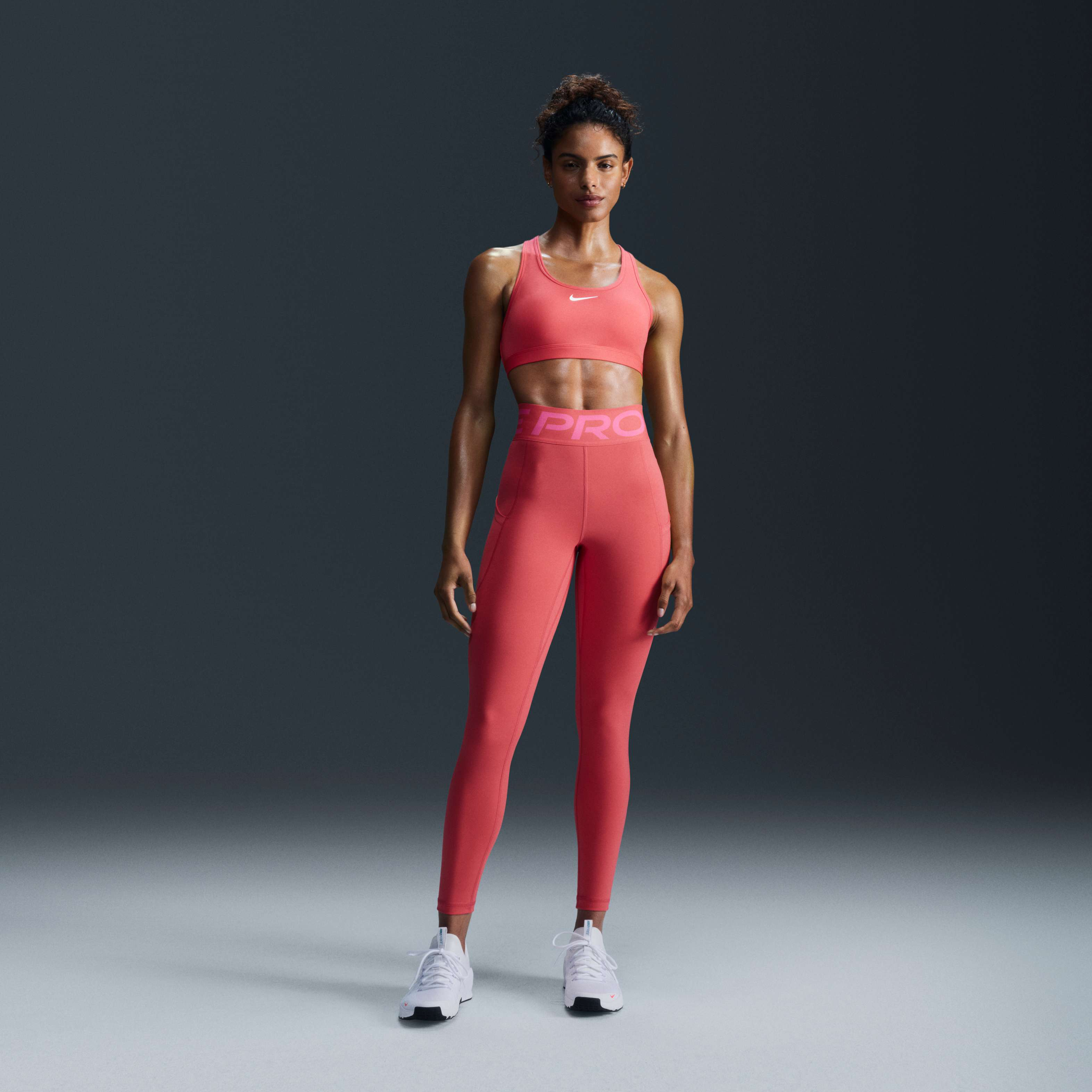 نايكي سووش بدعم متوسط image number 3