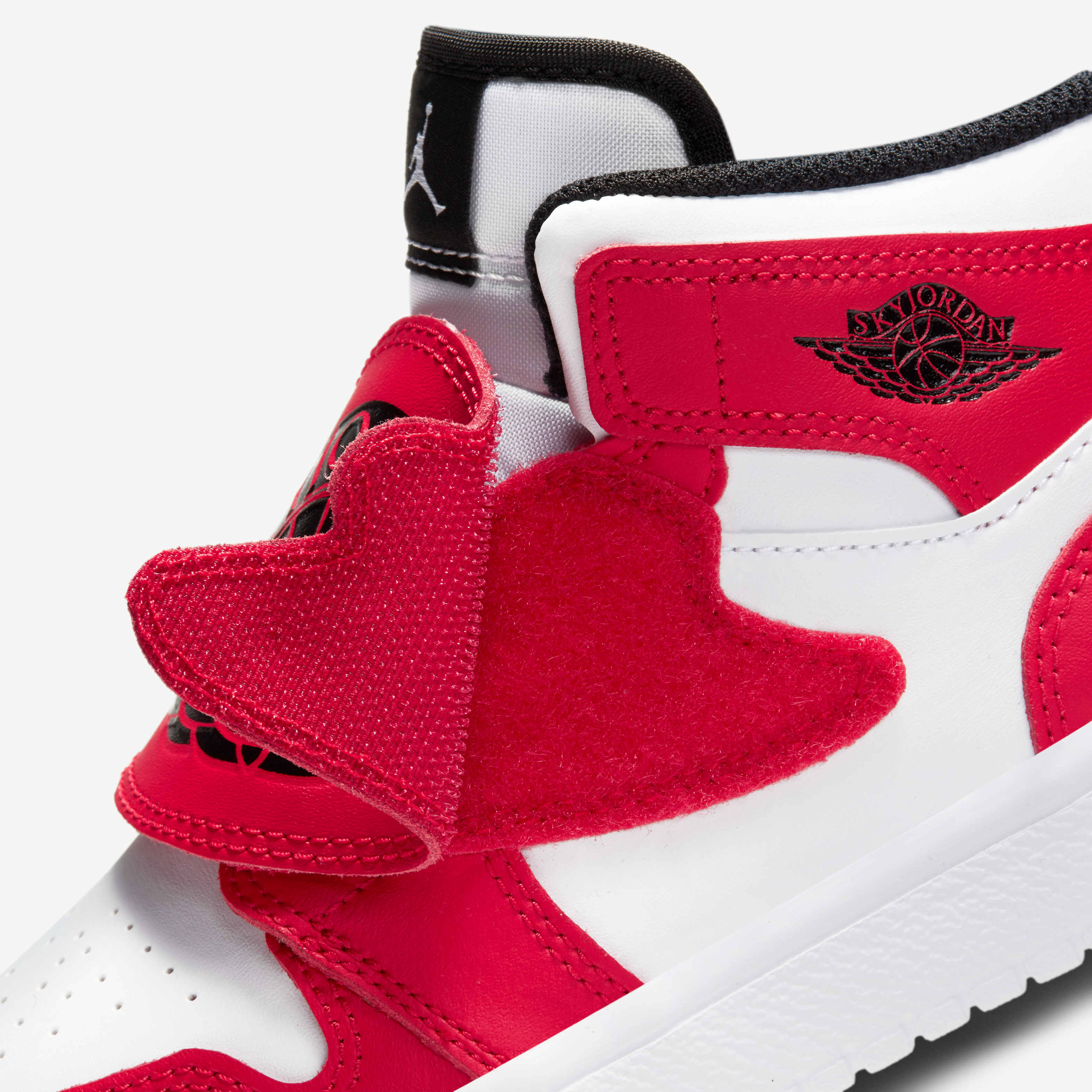 سكاي جوردن 1 image number 8