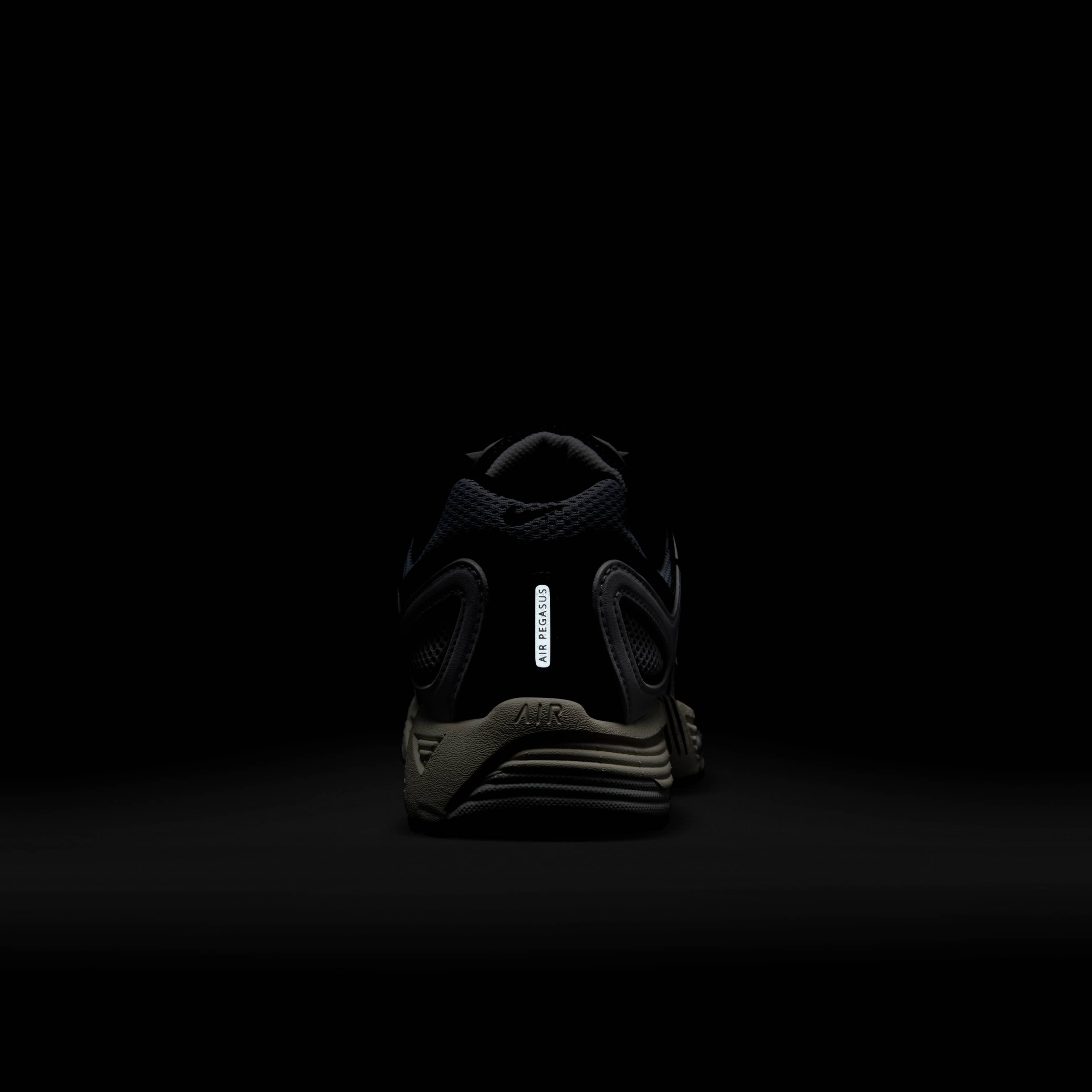 Nike Air Pegasus 2005 image number 9