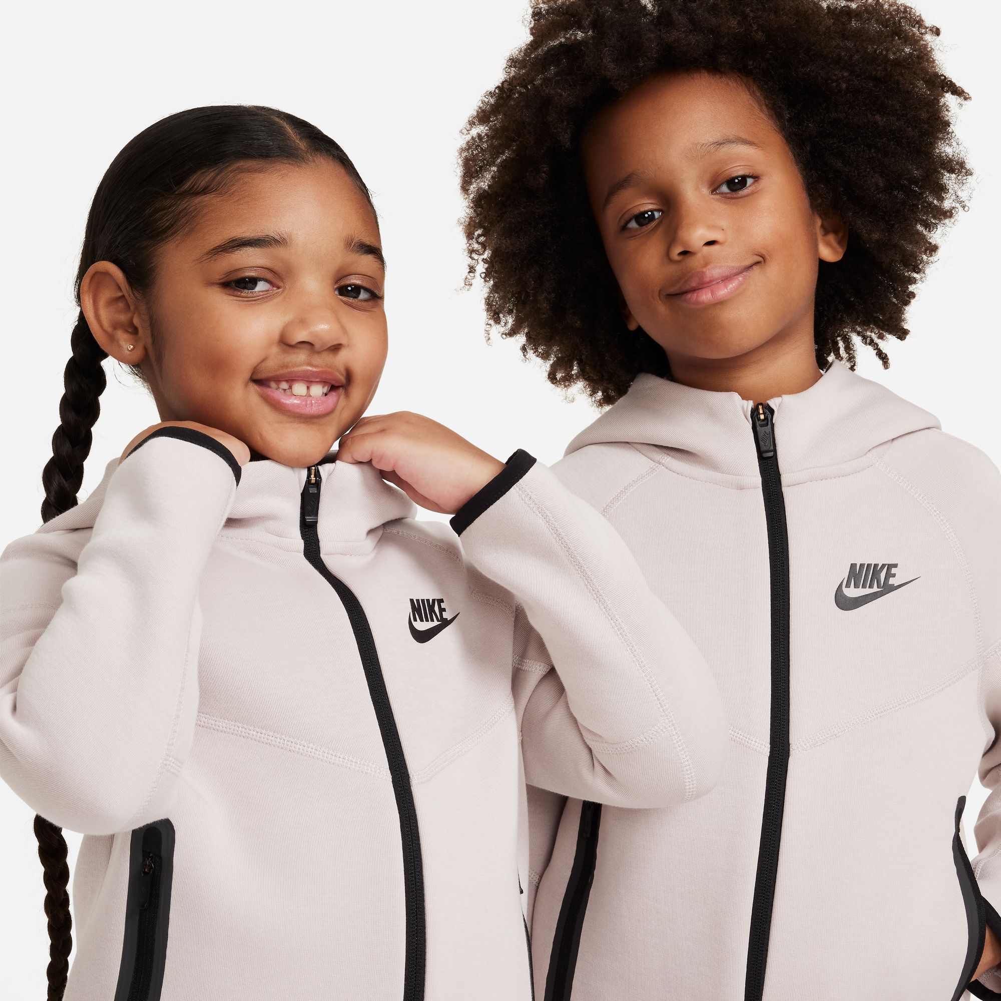 Nike tech shop fleece suit
