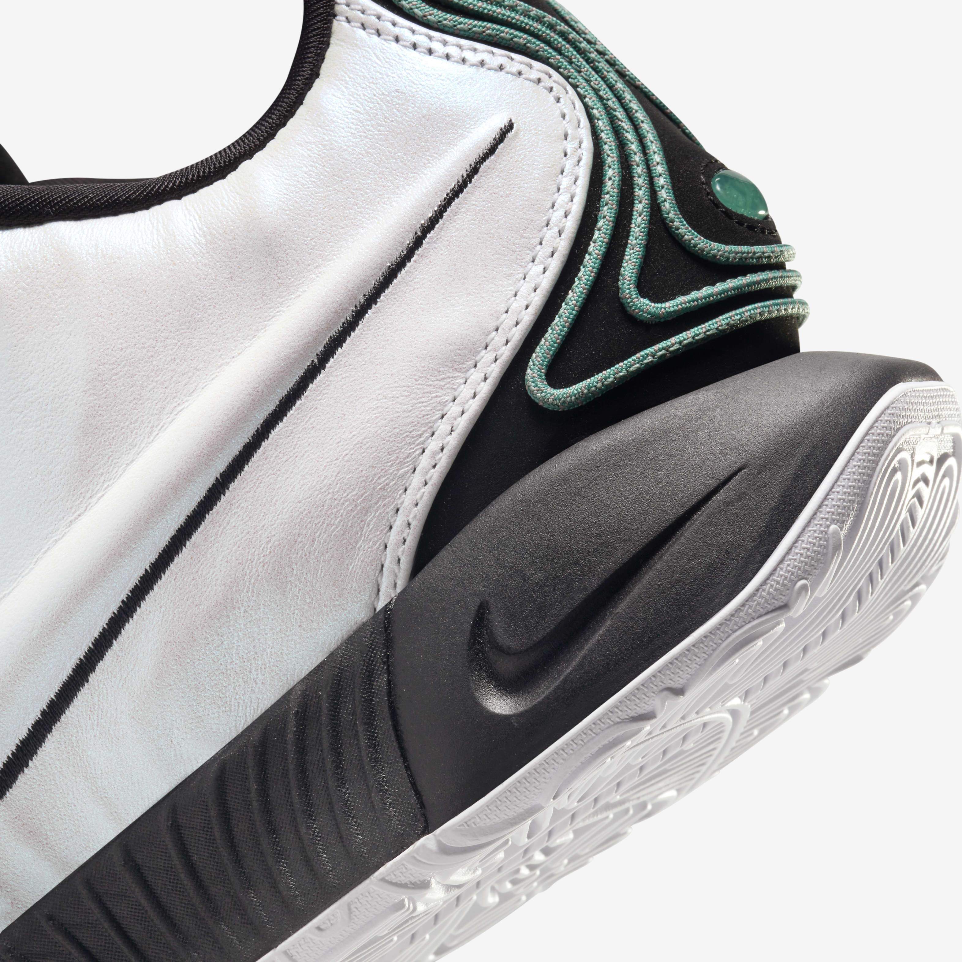 Nike shoes lebron 218 clearance