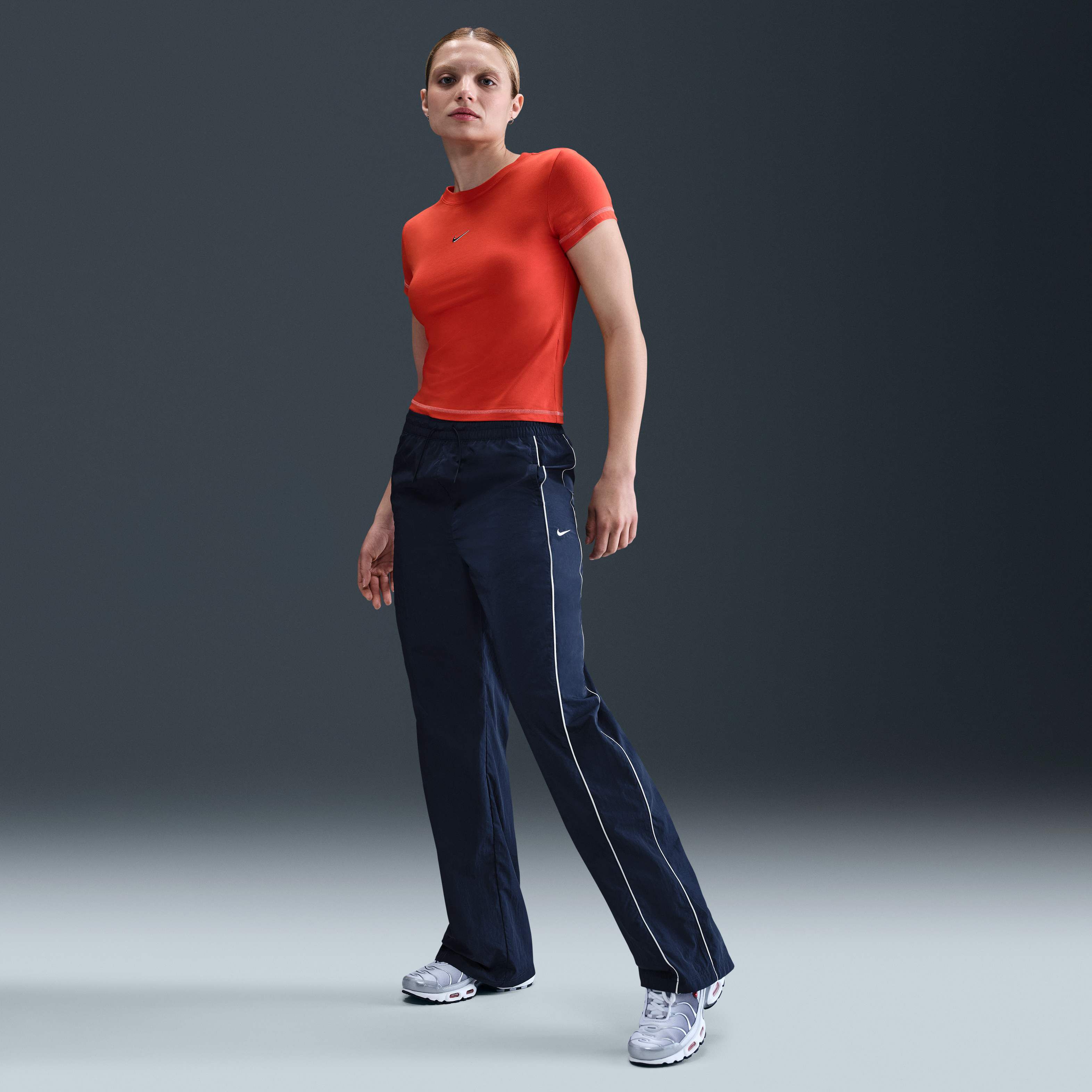 نايكي ويندرانر image number 0