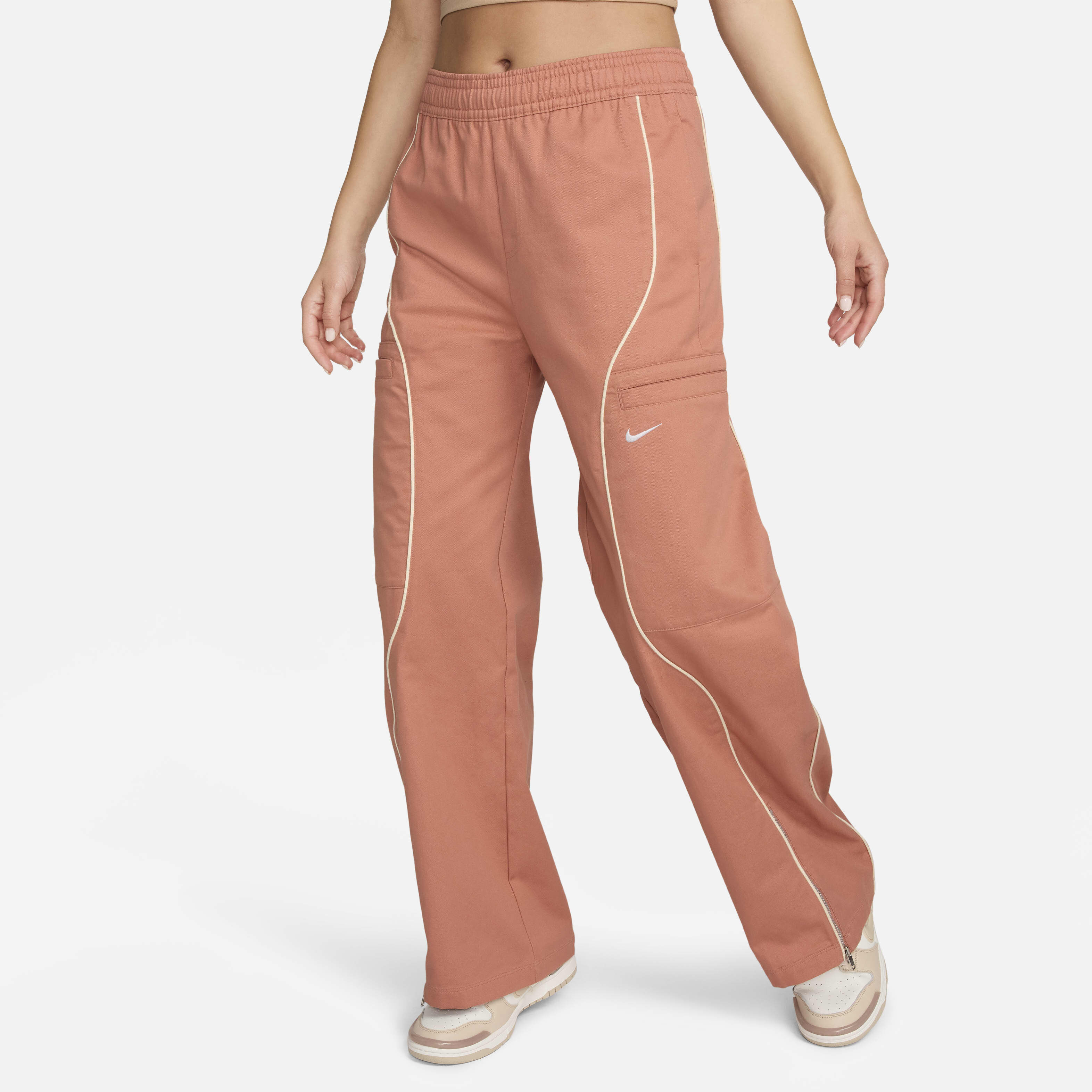 Nike women's woven pants hotsell