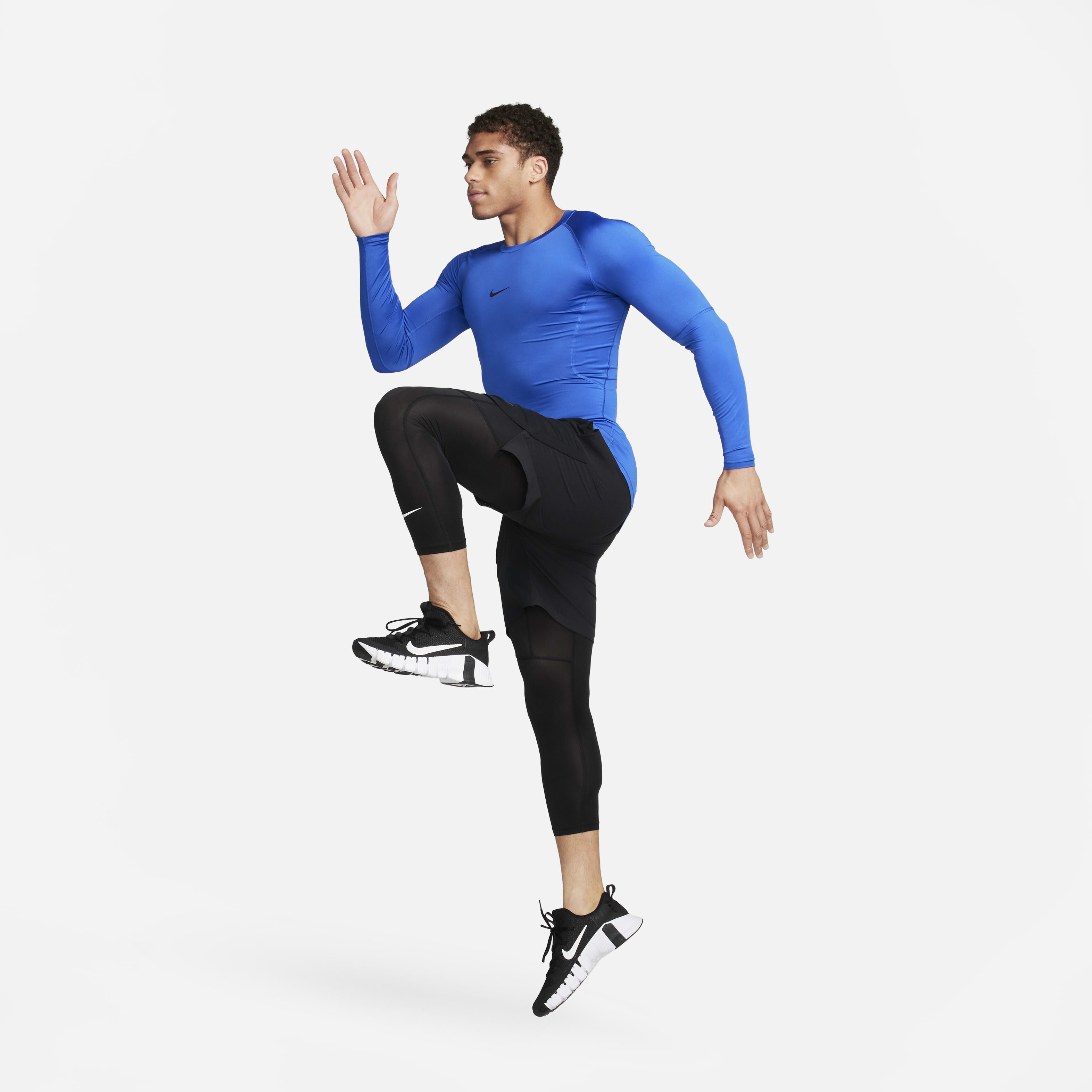 Nike Pro image number 5