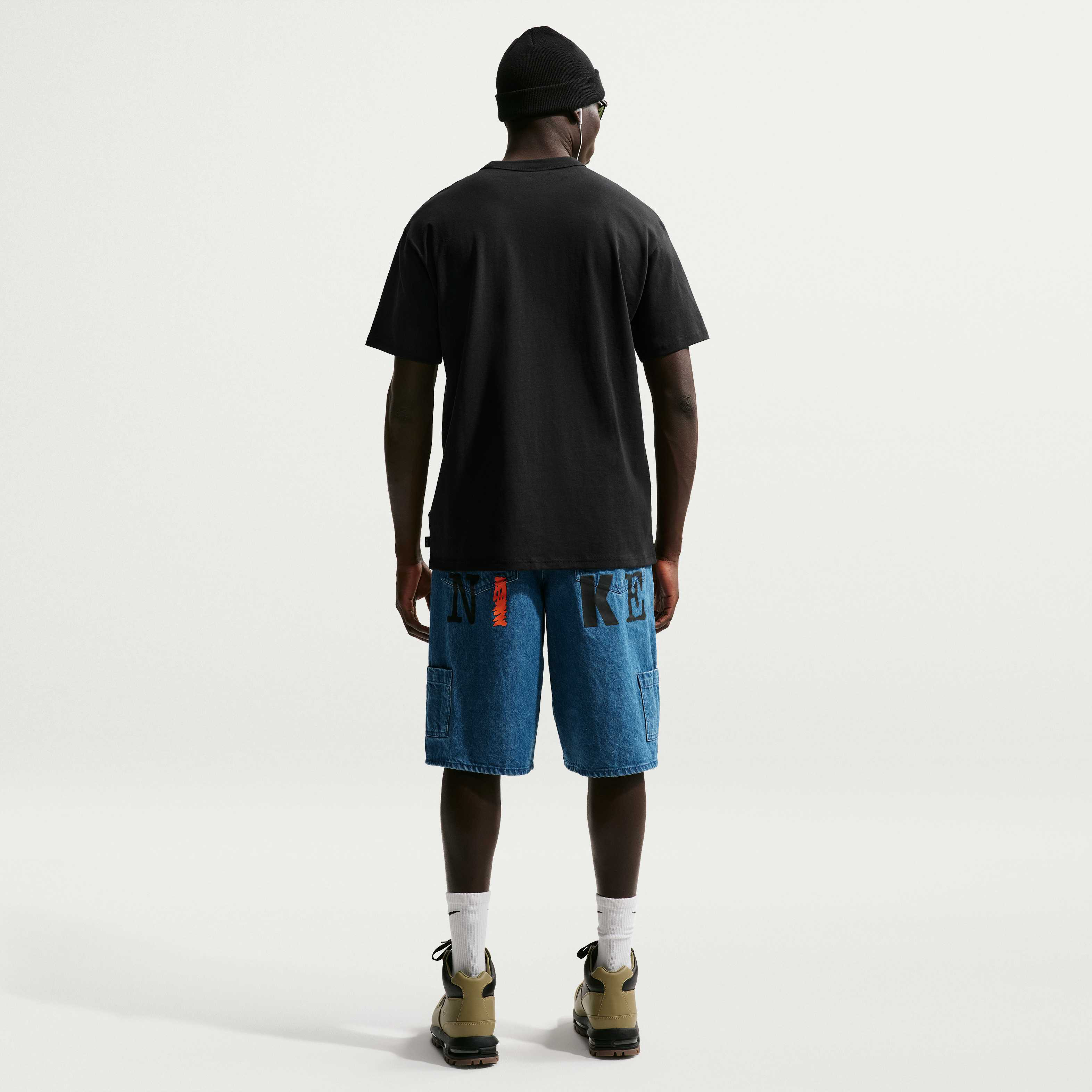 Nike Sportswear Premium Essentials image number 4