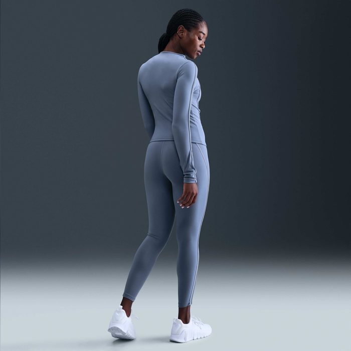 Nike One Fitted image number 4 Nike One Fitted image number 4