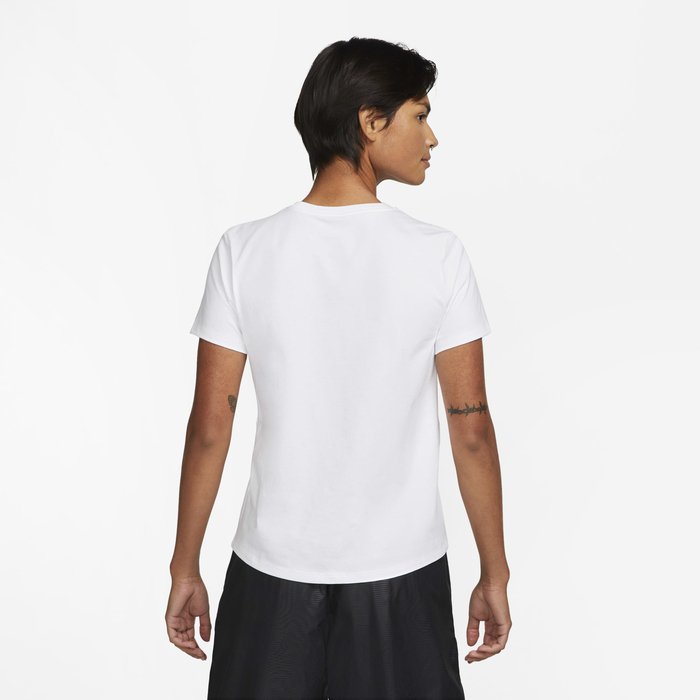 Nike Sportswear Essentials image number 1 Nike Sportswear Essentials image number 1