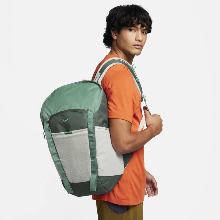 does nike make hiking backpacks Hike Black/Particle Grey/Atomic Green DJ9677-010 Adult Unisex Backpack (27L), Black/Particle Grey/Atomic Green, One Size, Hike Unisex Adult Backpack (27l) Fashion HikeMake the most of your outdoor activities with the Nike backpack Nike ACG 36 Hiking Backpack