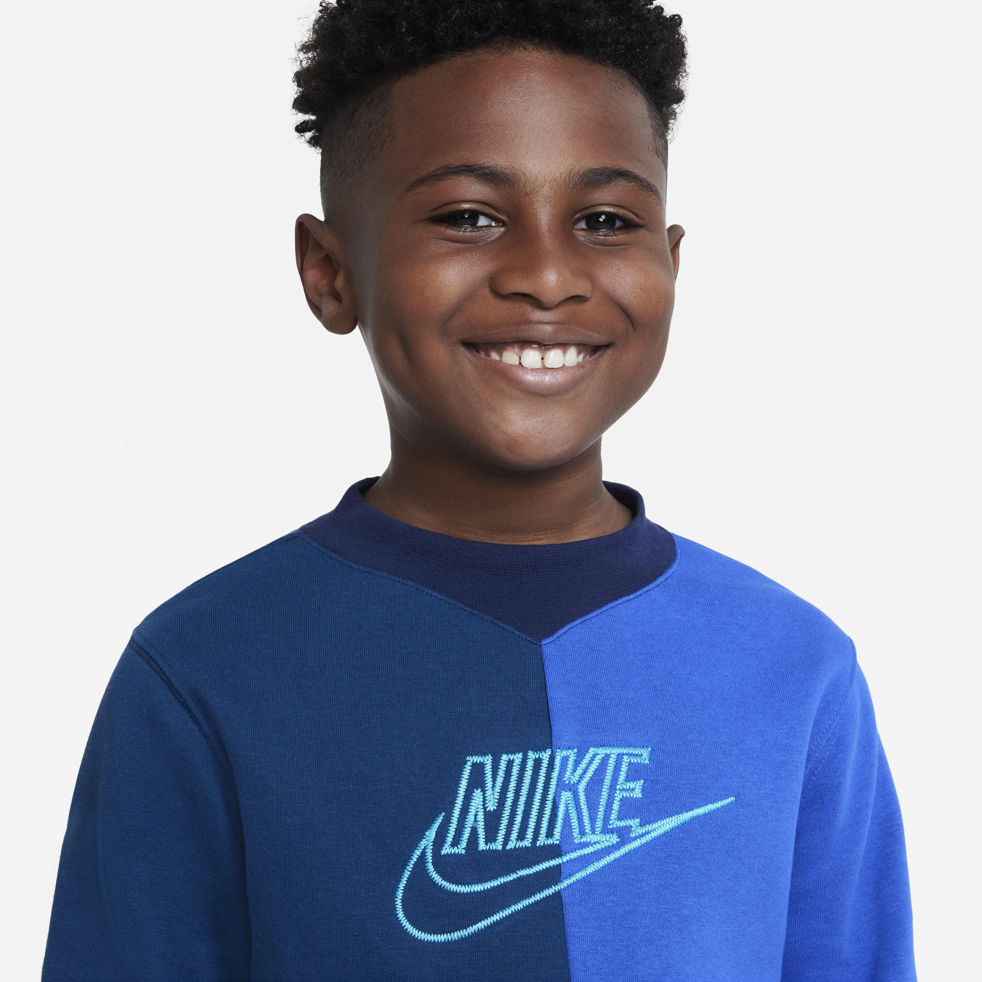 Nike Sportswear image number 2