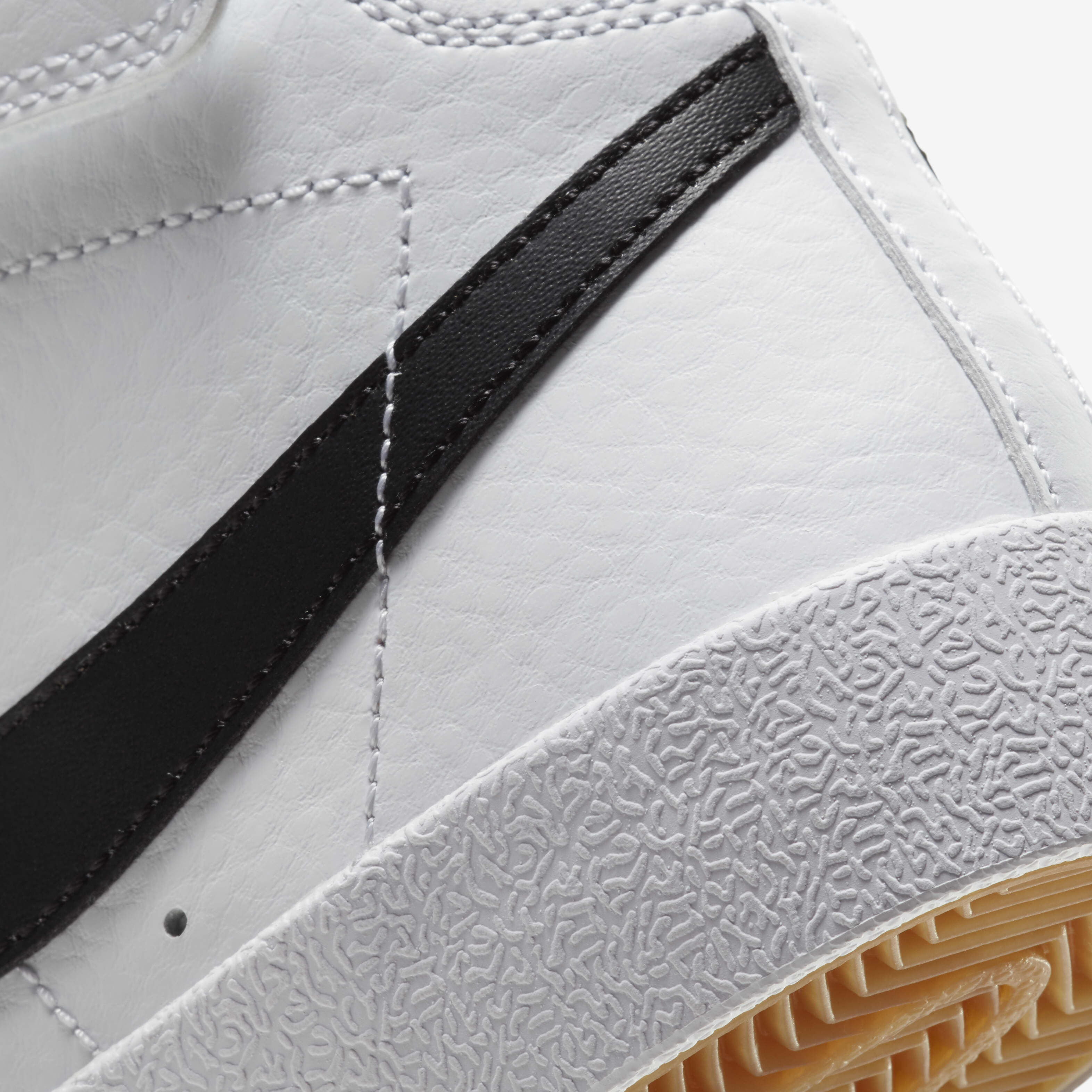 Nike Blazer Mid '77 image number 7