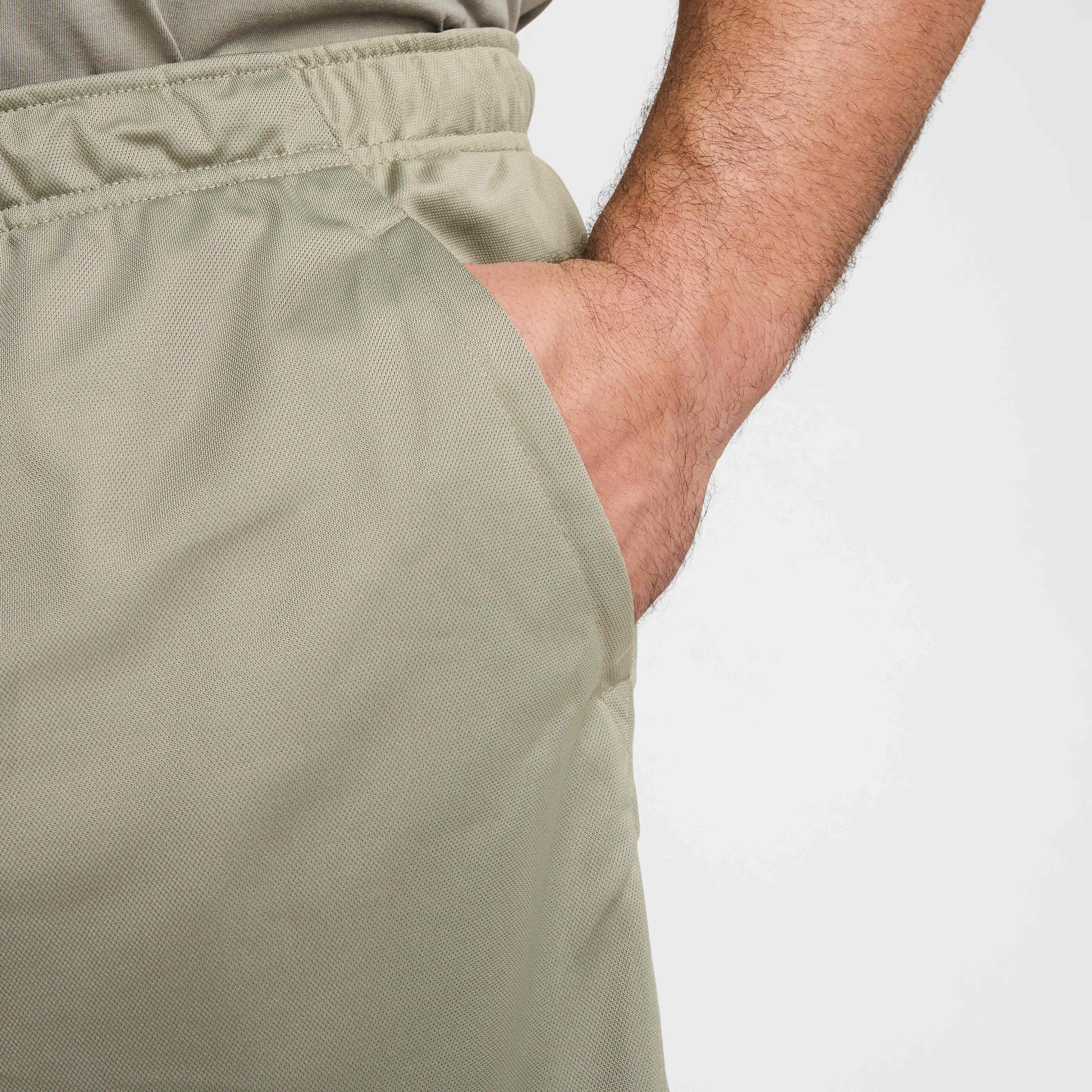 نايكي توتاليتي image number 11