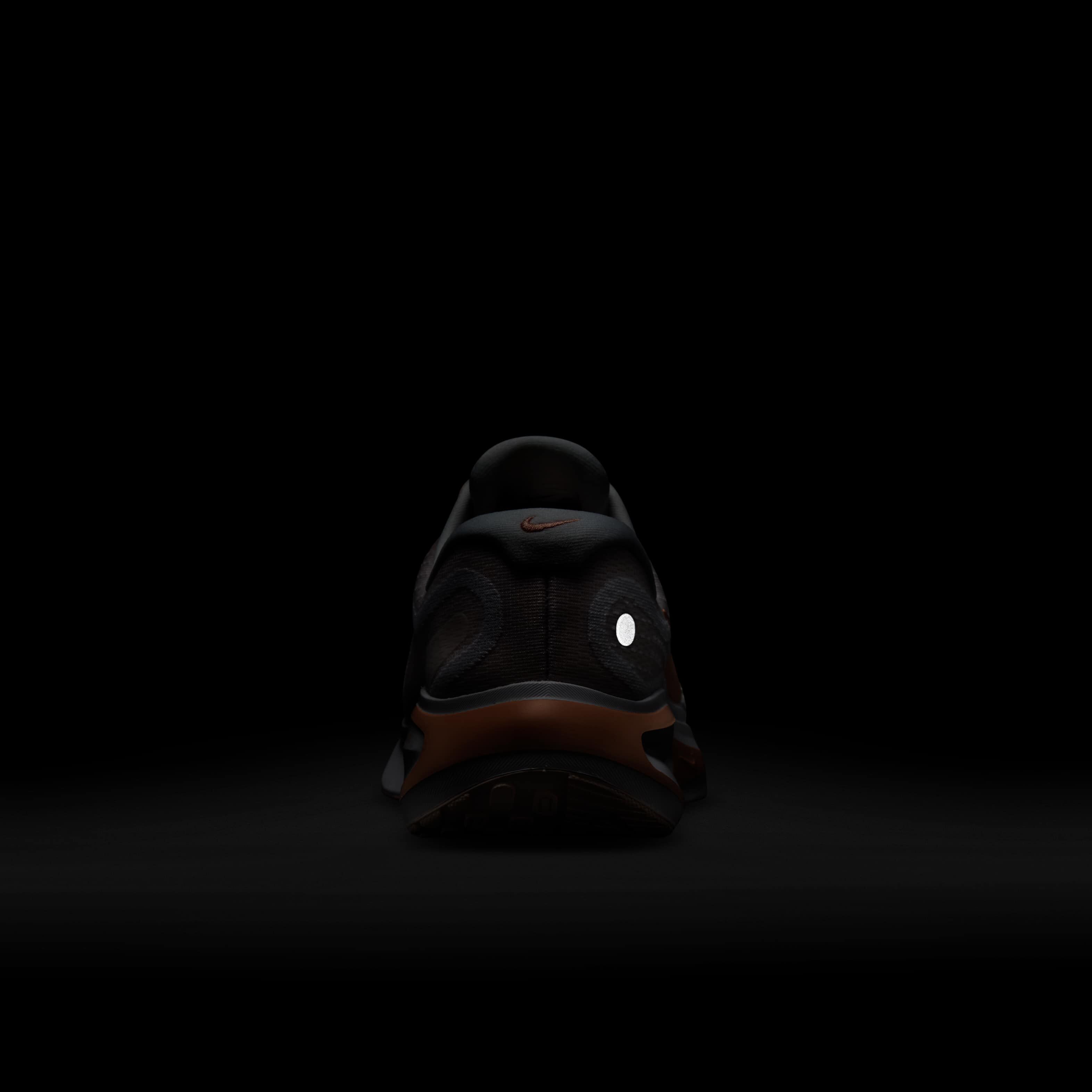 نايكي جيرني رن image number 8