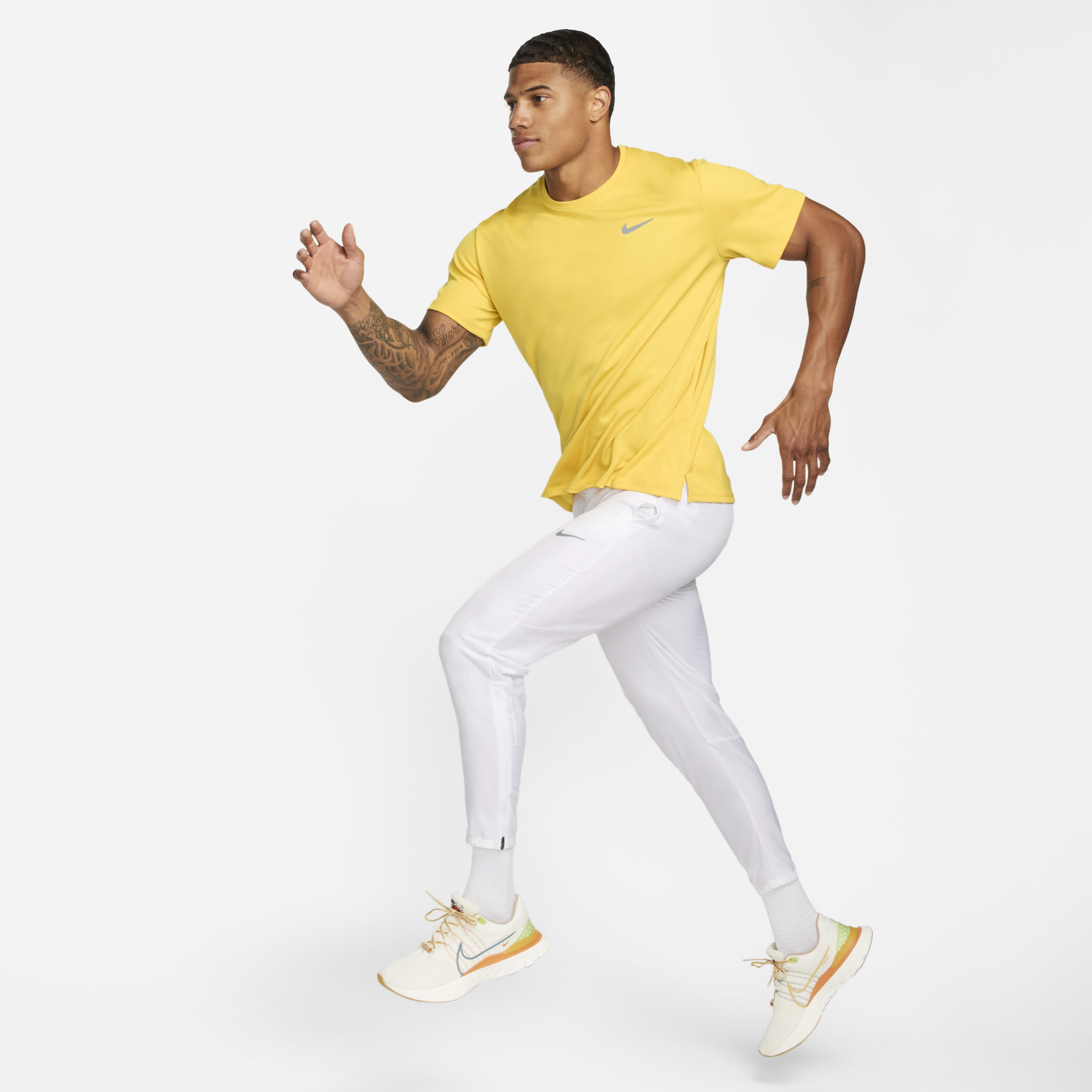 Nike Miler image number 4