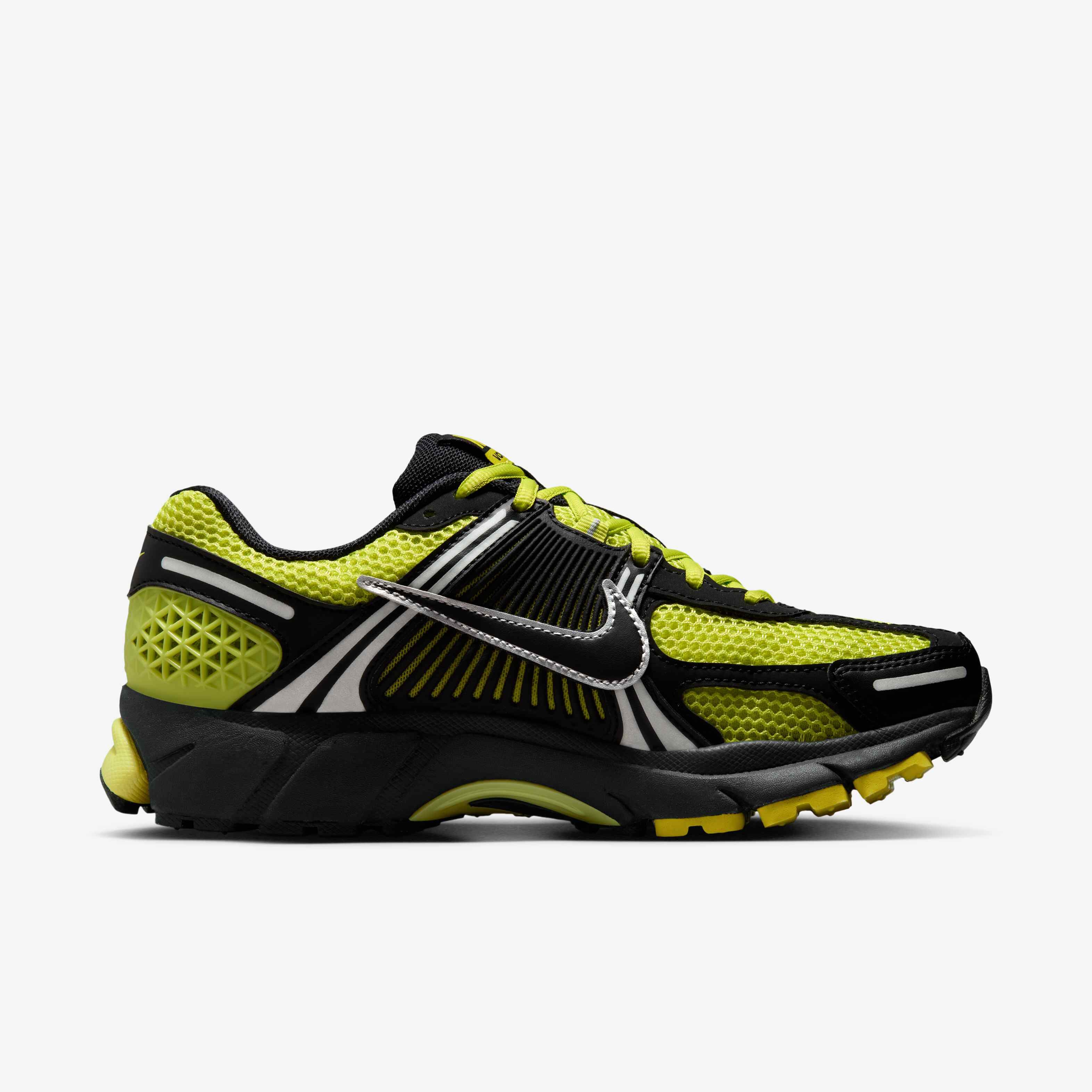 Nike Zoom Vomero 5 image number 2