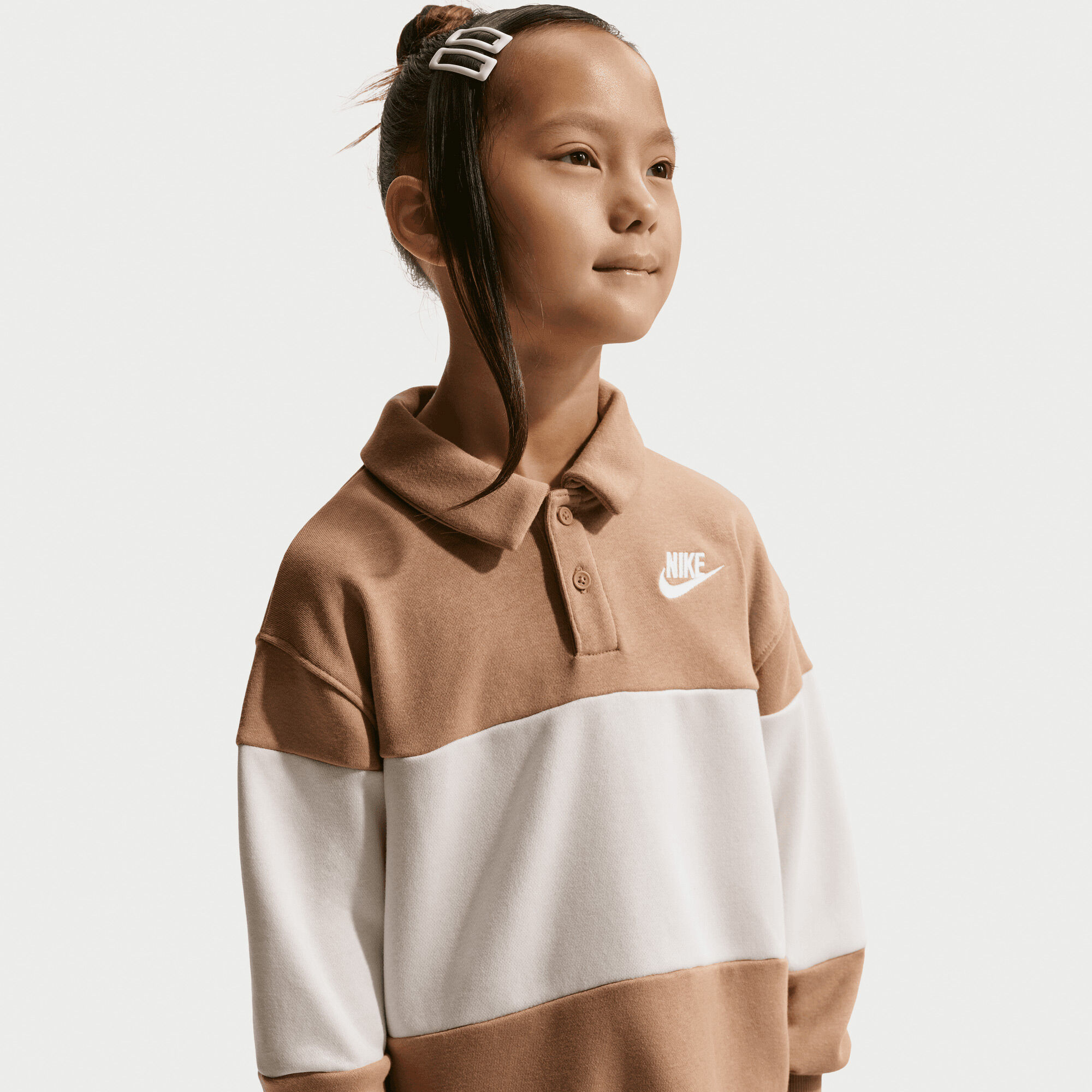 Nike Club image number 3