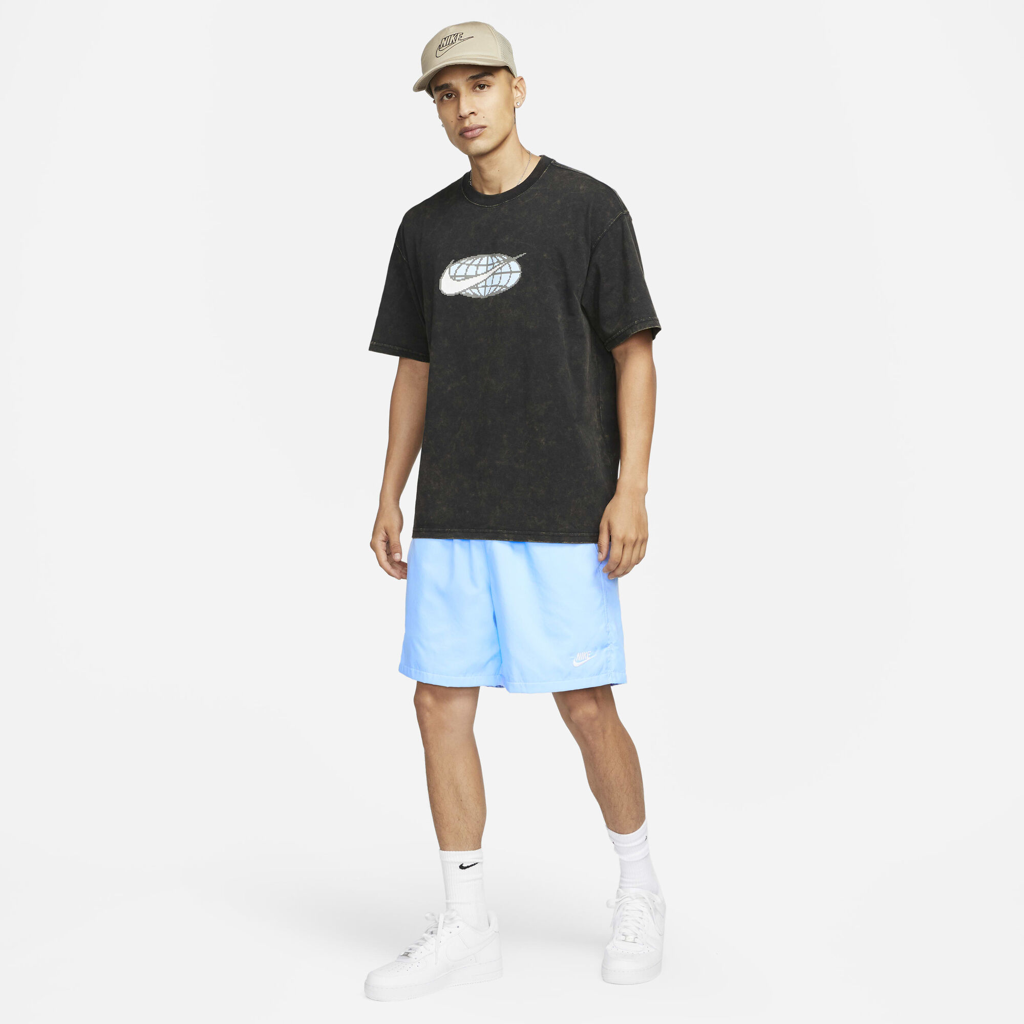 Zoom image