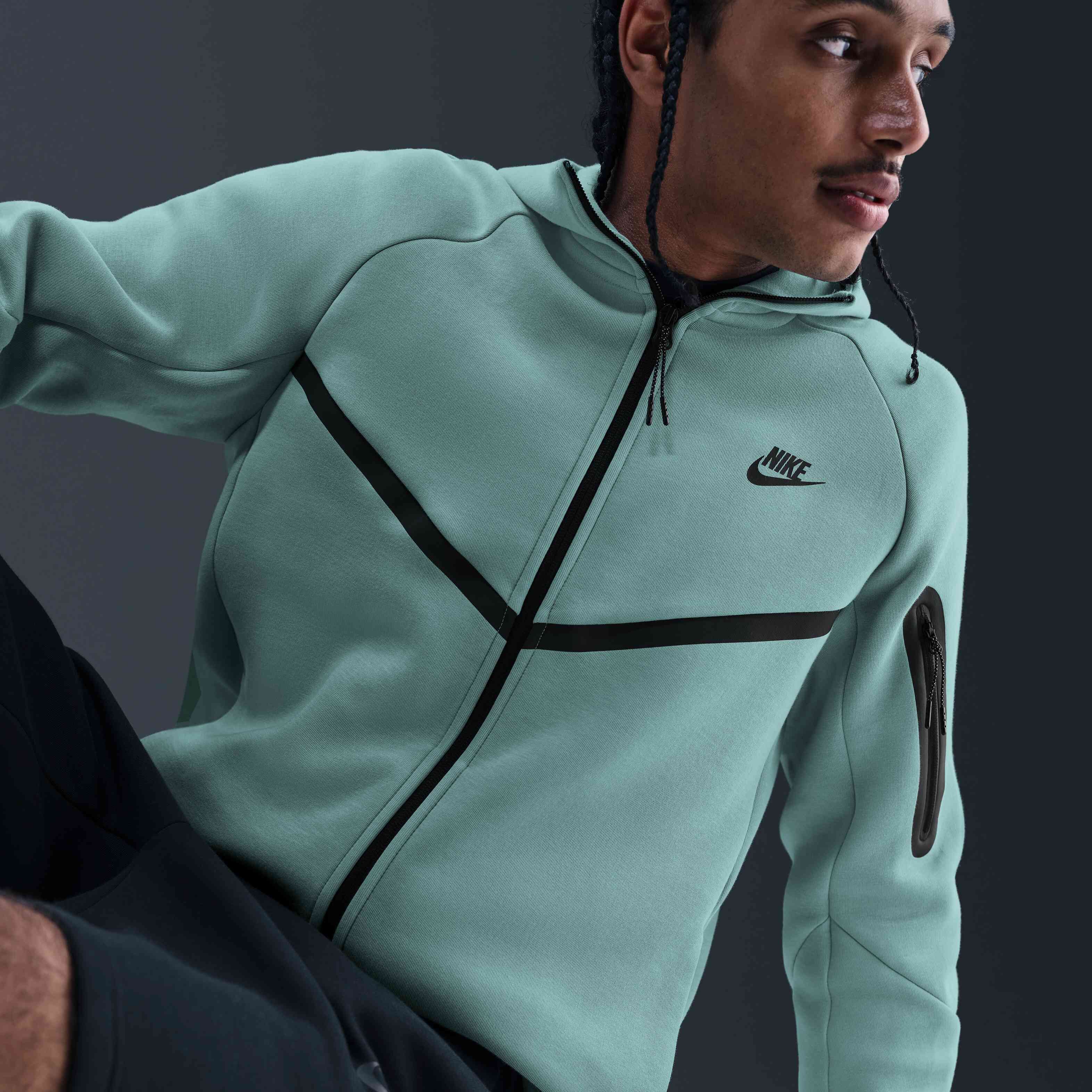 Nike Tech image number 2