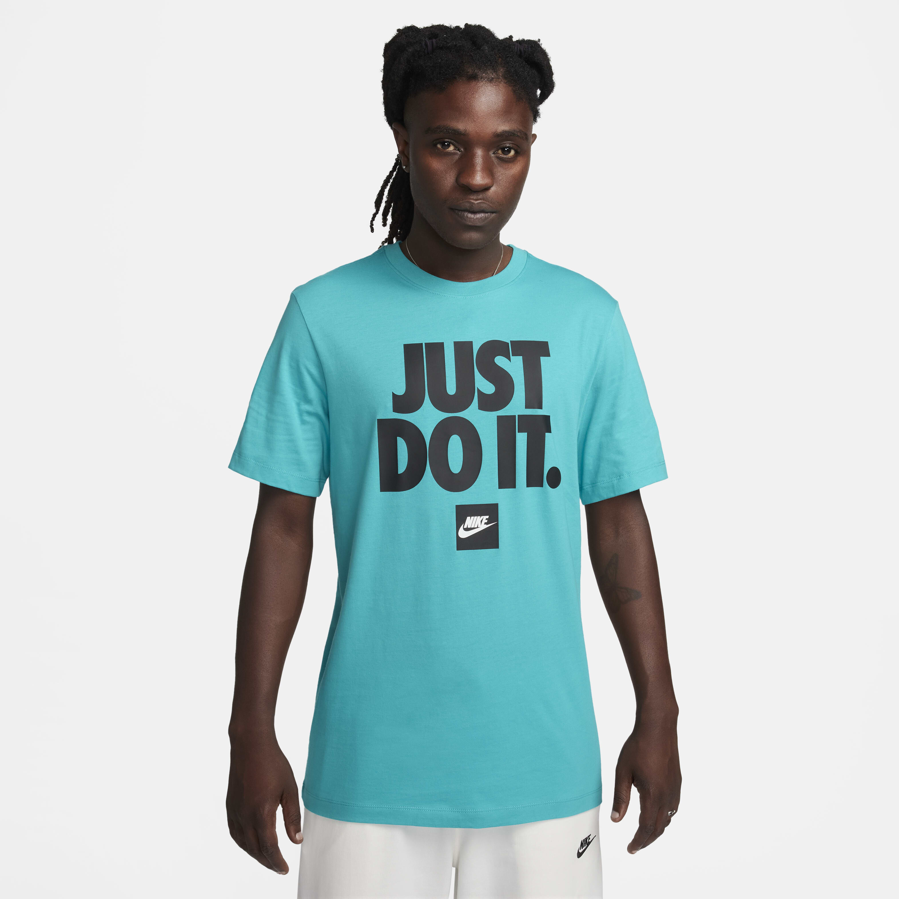 Nike Sportswear image number 0