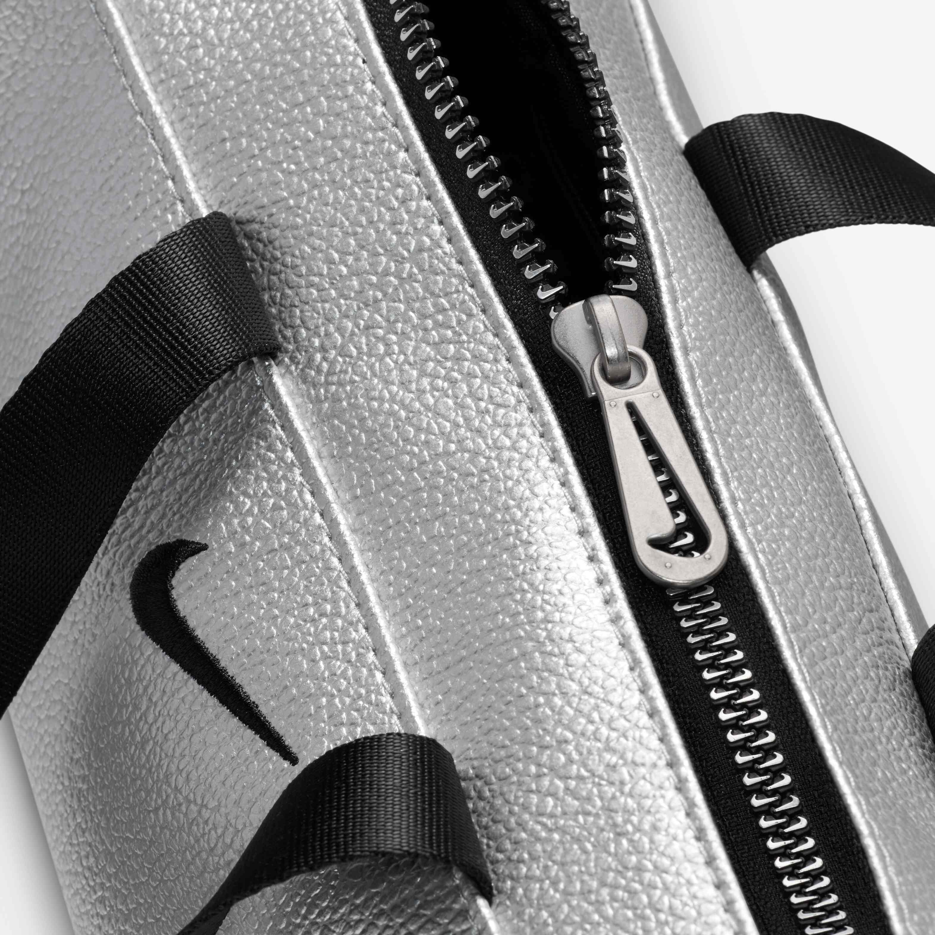 نايكي كلاش image number 6