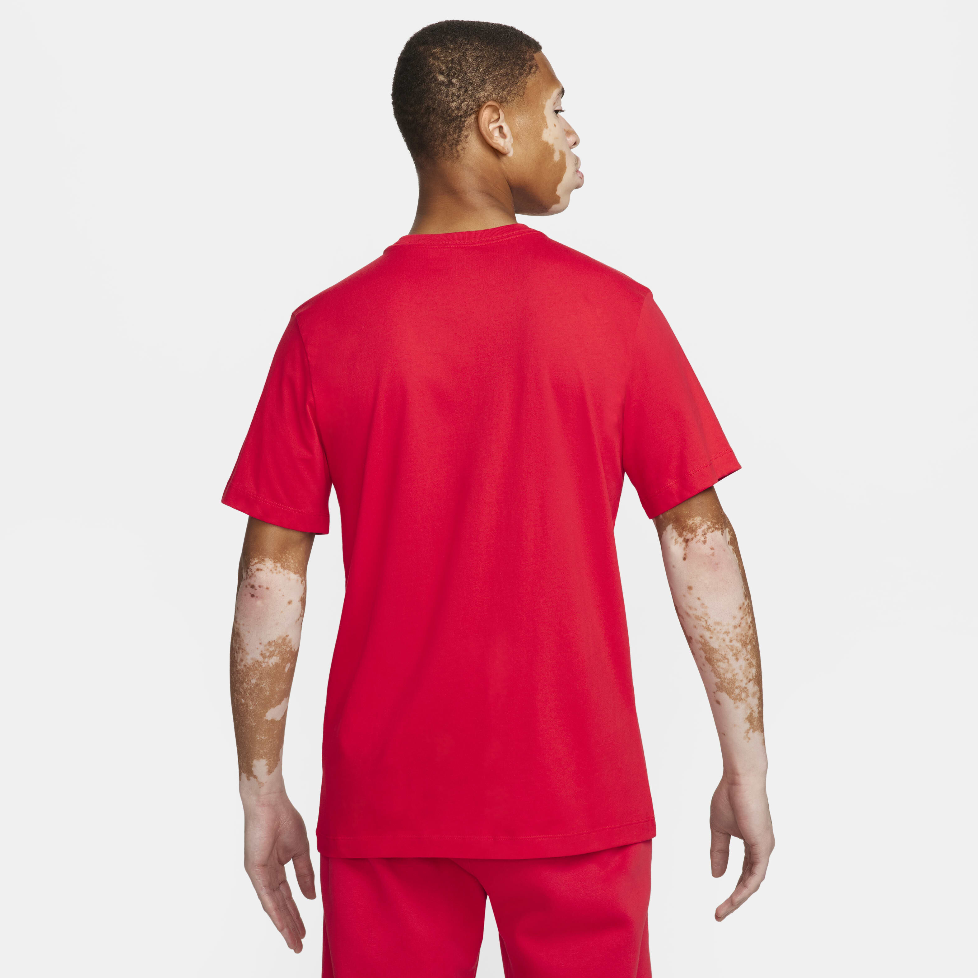 نايكي سبورتسوير image number 1