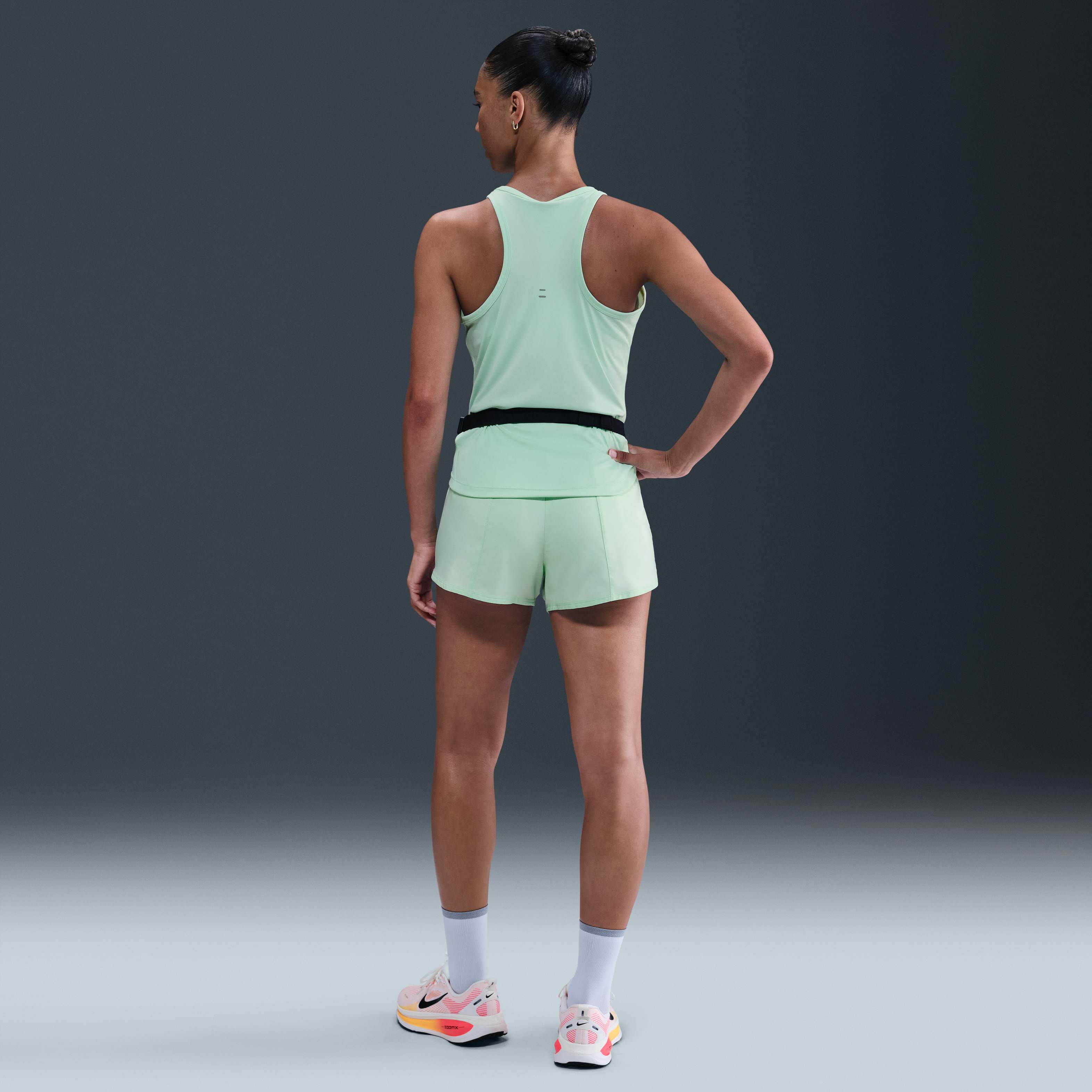 Nike Tempo Swoosh Run image number 4