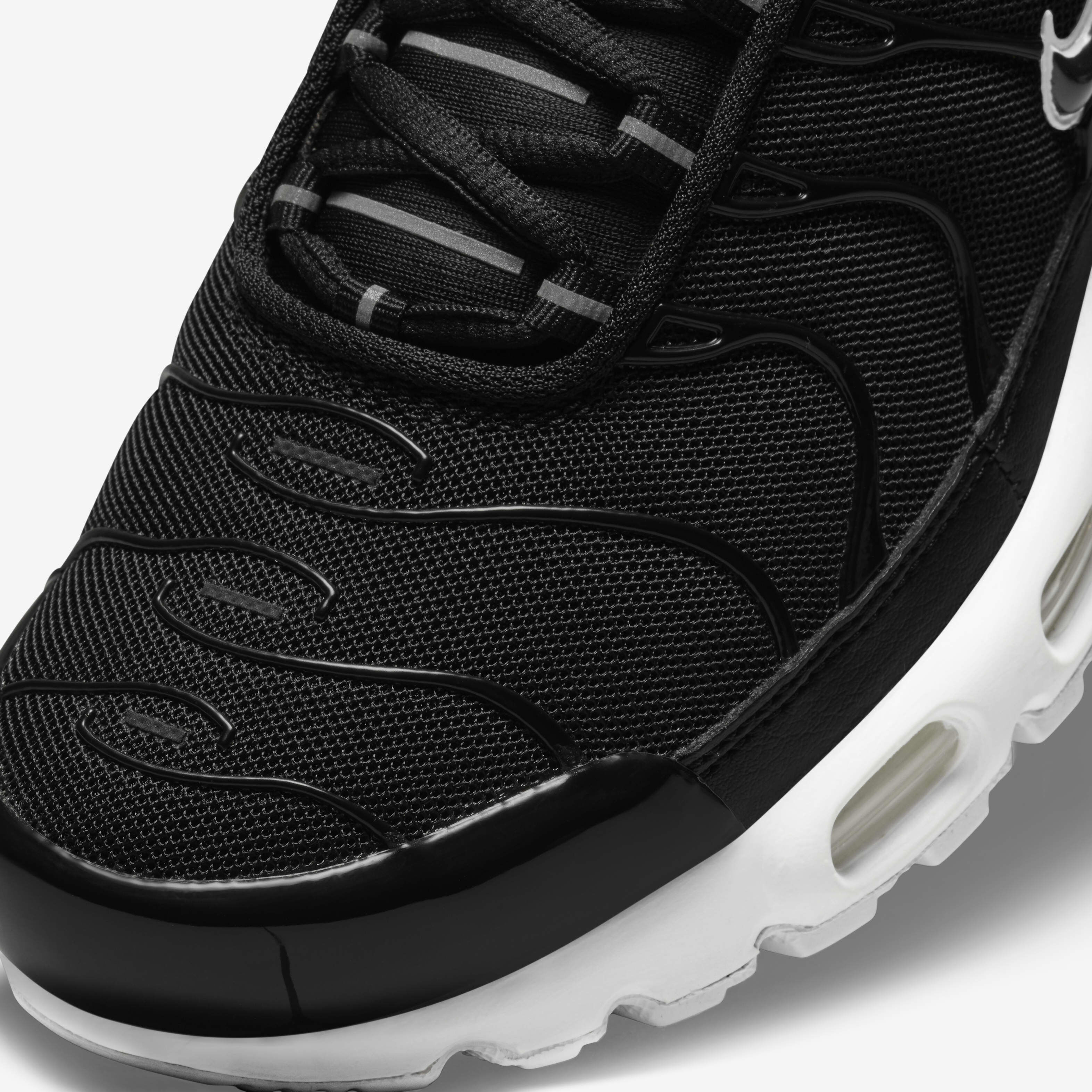 Buy Nike Air Max Plus Women s Shoes Nike Saudi Official