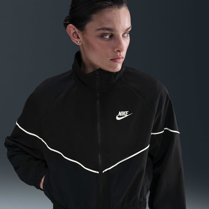 Buy Nike Sportswear Windrunner Women's Woven Jacket Black/Sail