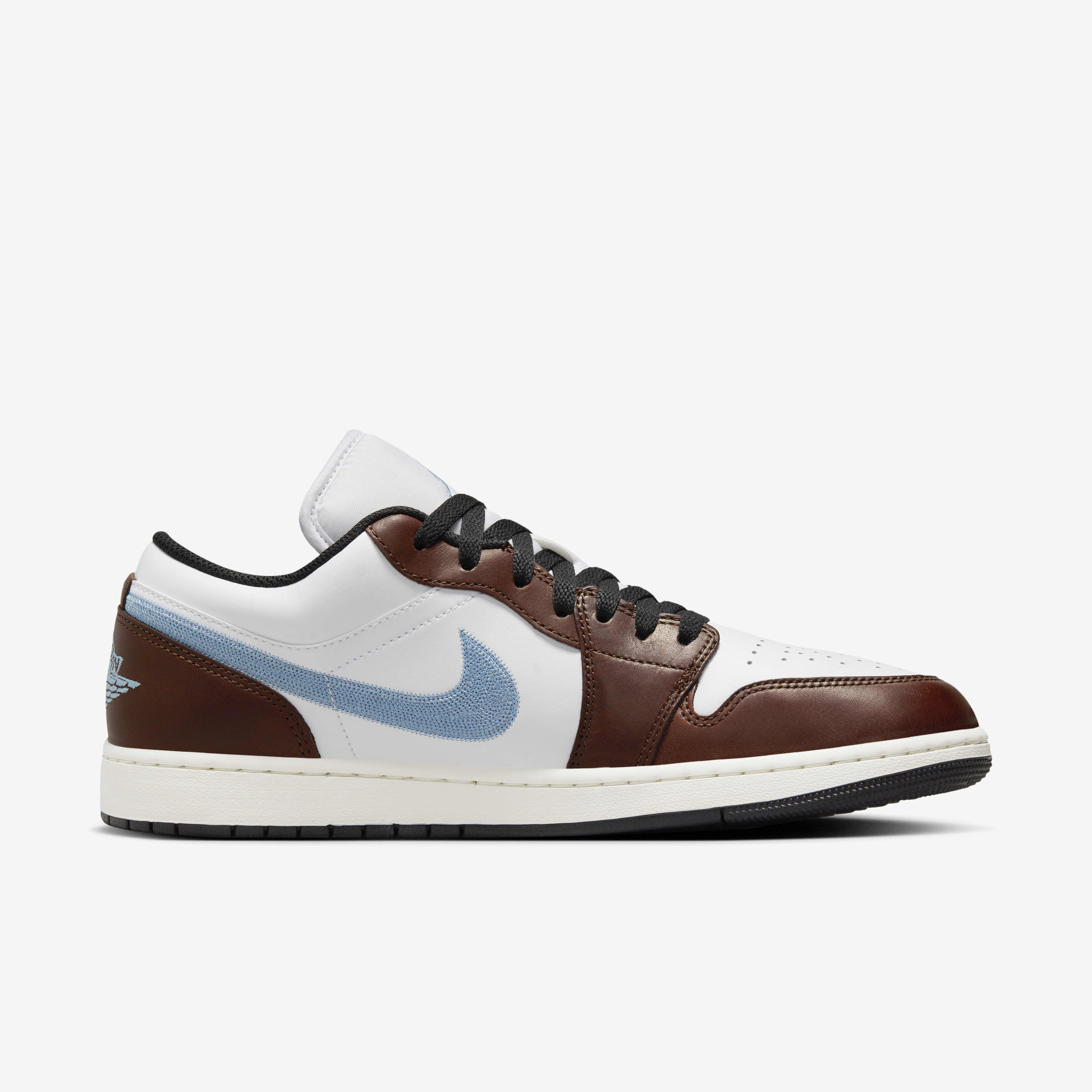 Buy Air Jordan 1 Low SE Men s Shoes Nike Saudi Official