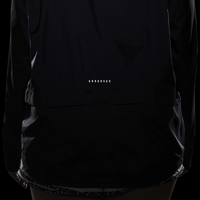 Nike Essential image number 6 Nike Essential image number 6