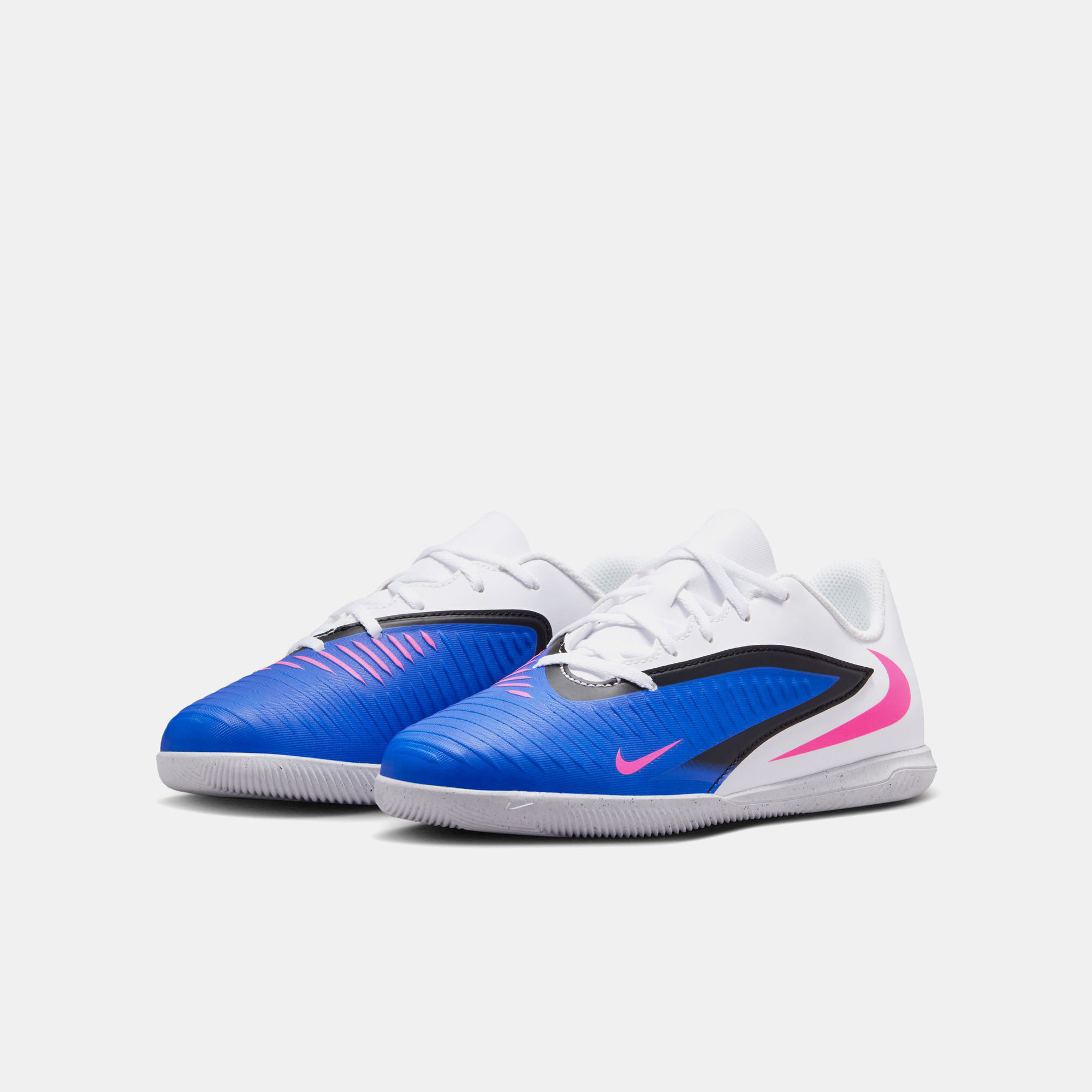 Nike Jr. Phantom 6 Low Club image number 2