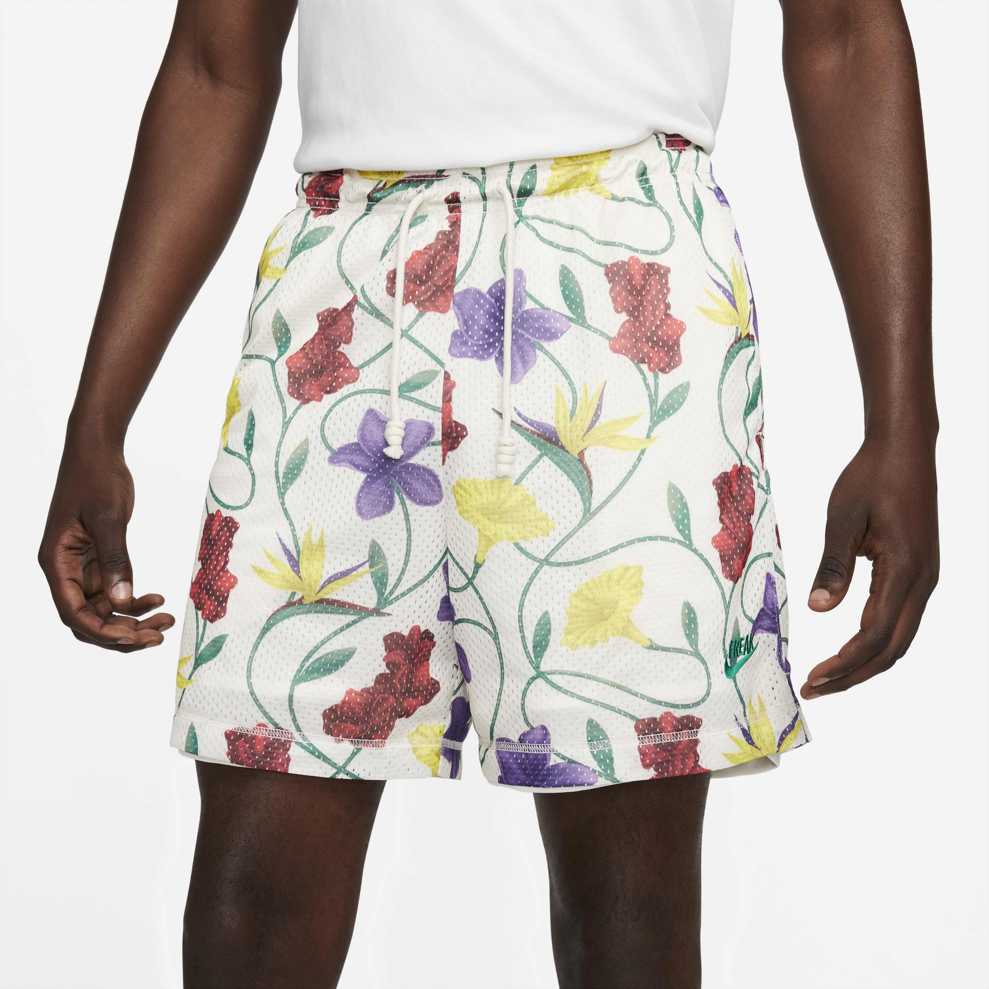 Buy Giannis Standard Issue Men s Dri FIT Reversible 15cm approx. Basketball Shorts Pale Ivory Malachite Nike Saudi Official