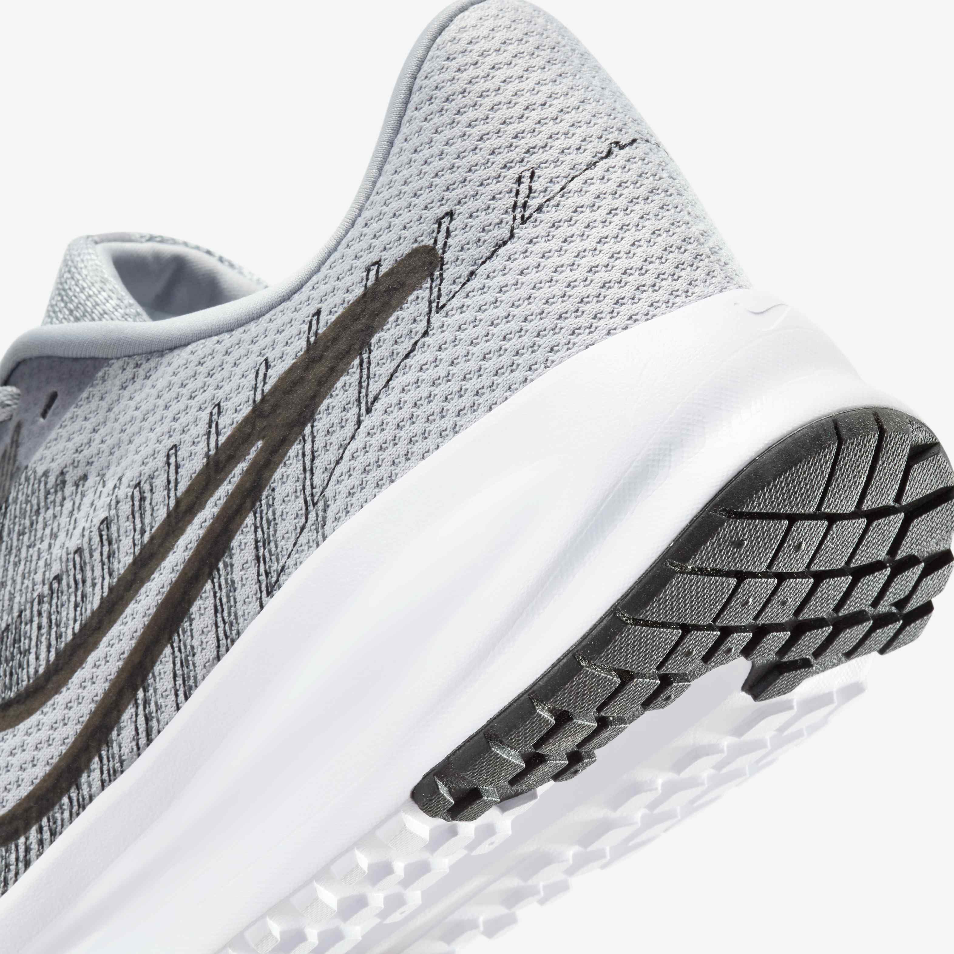 Nike Run Defy image number 7