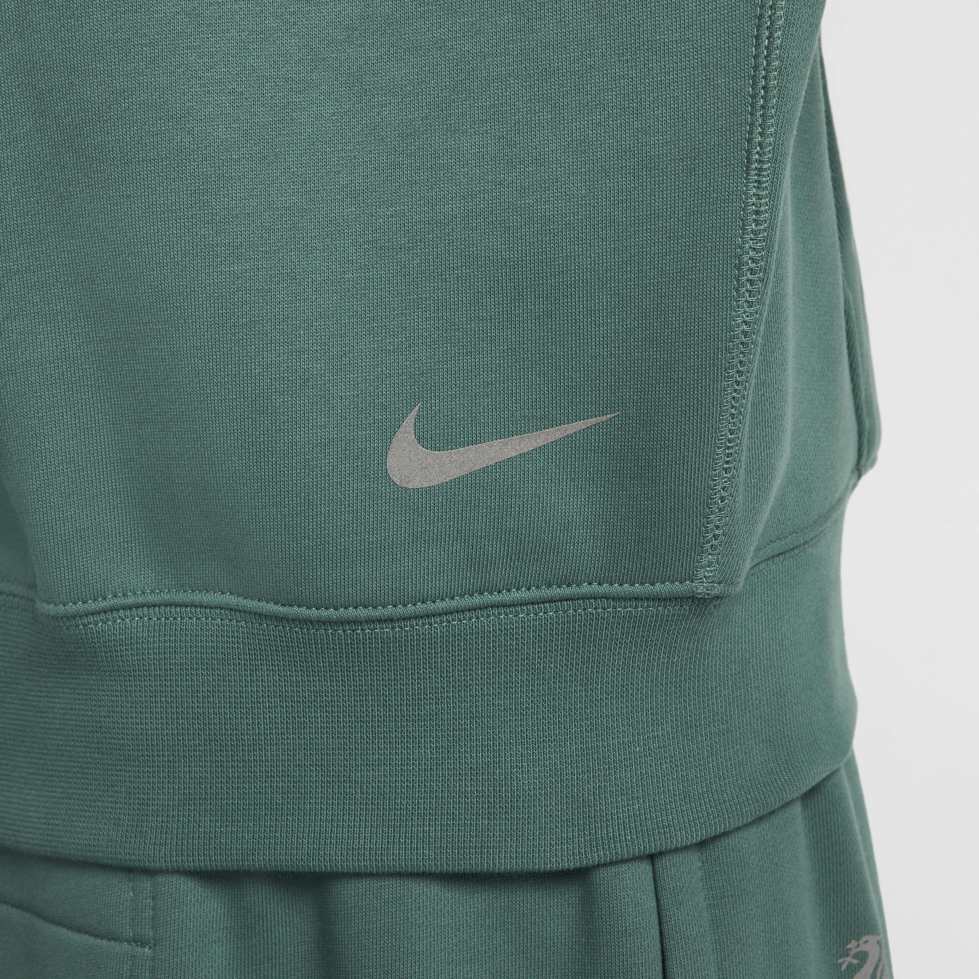 ليفربول تك باك image number 5