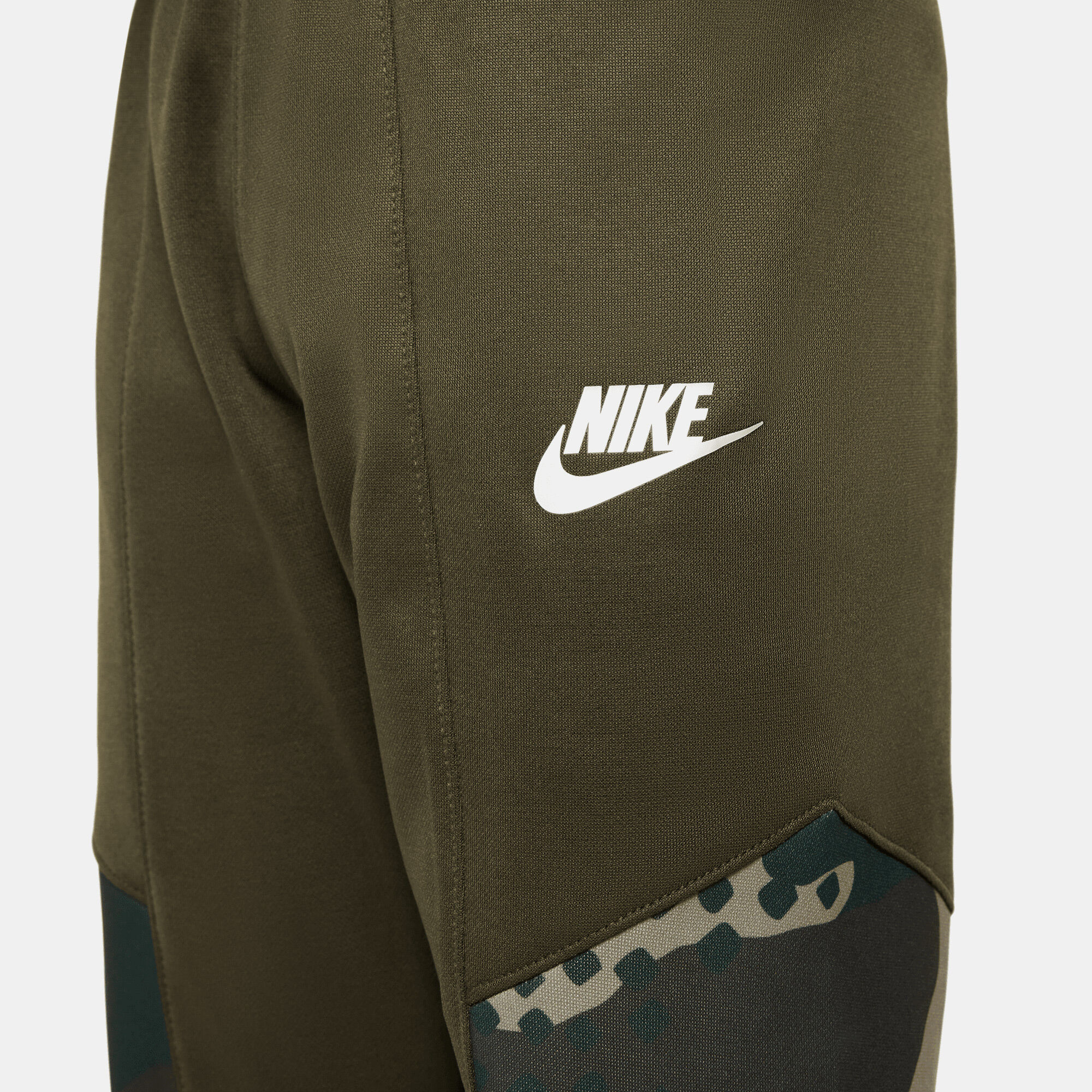 Nike Sportswear Club Camo Set image number 4